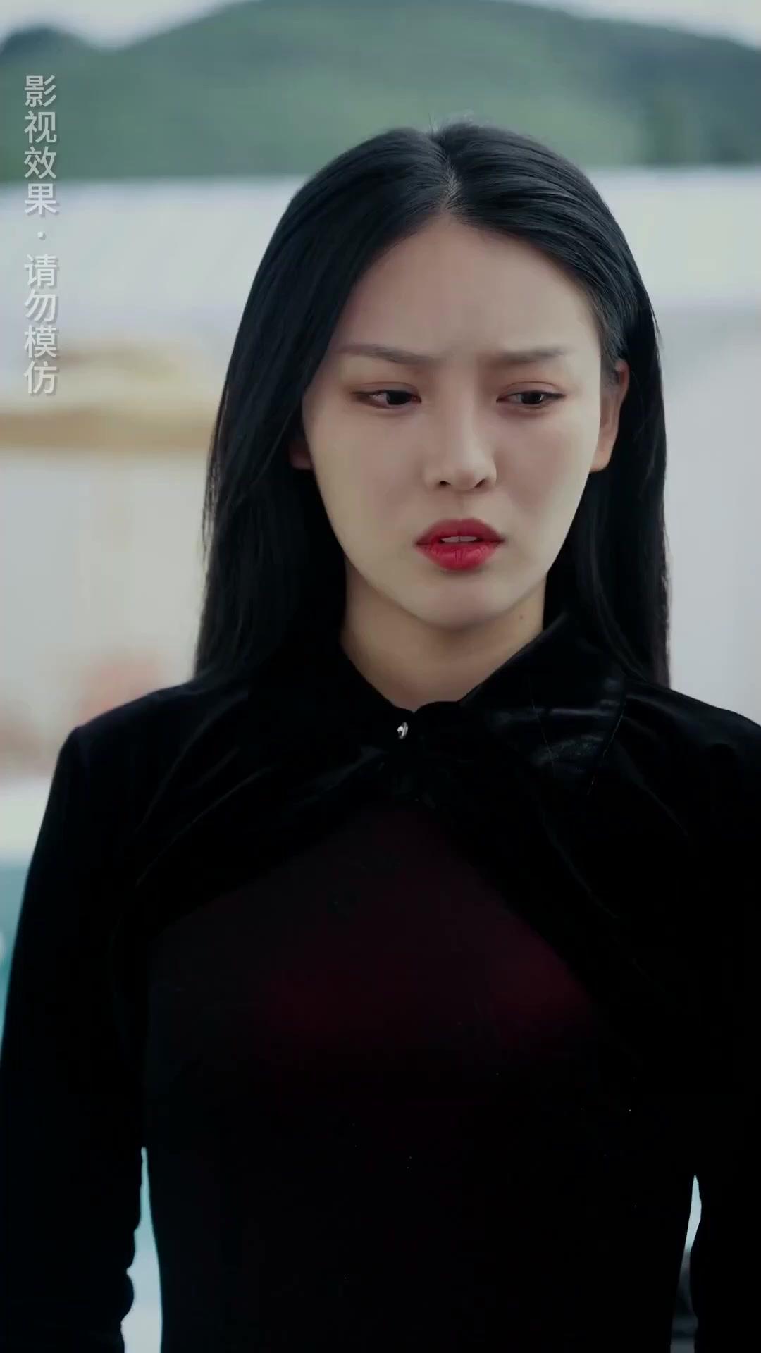 Tejebak di Dunia Hiburan