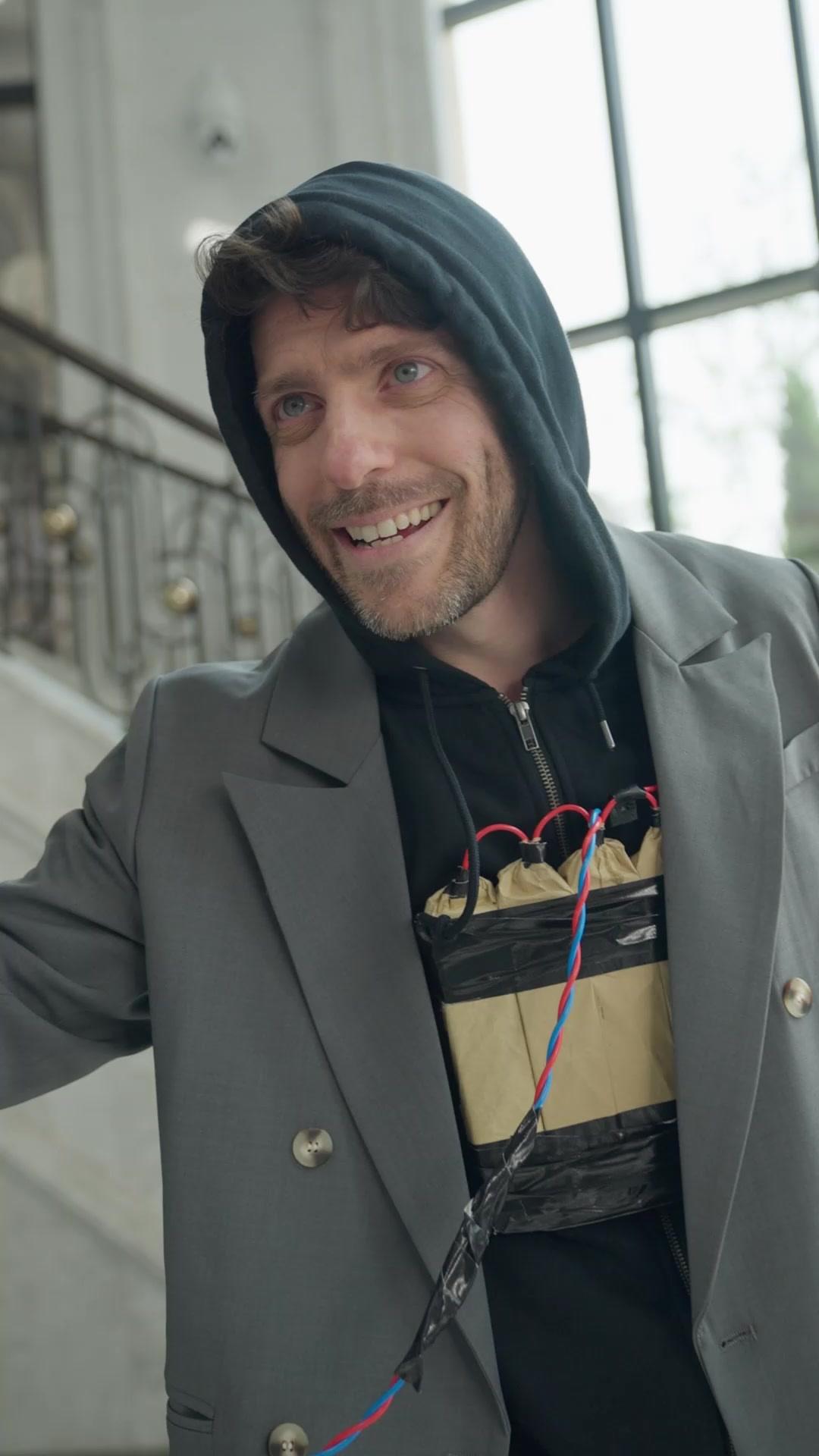 A Vingança da Esposa: A Queda do Traidor