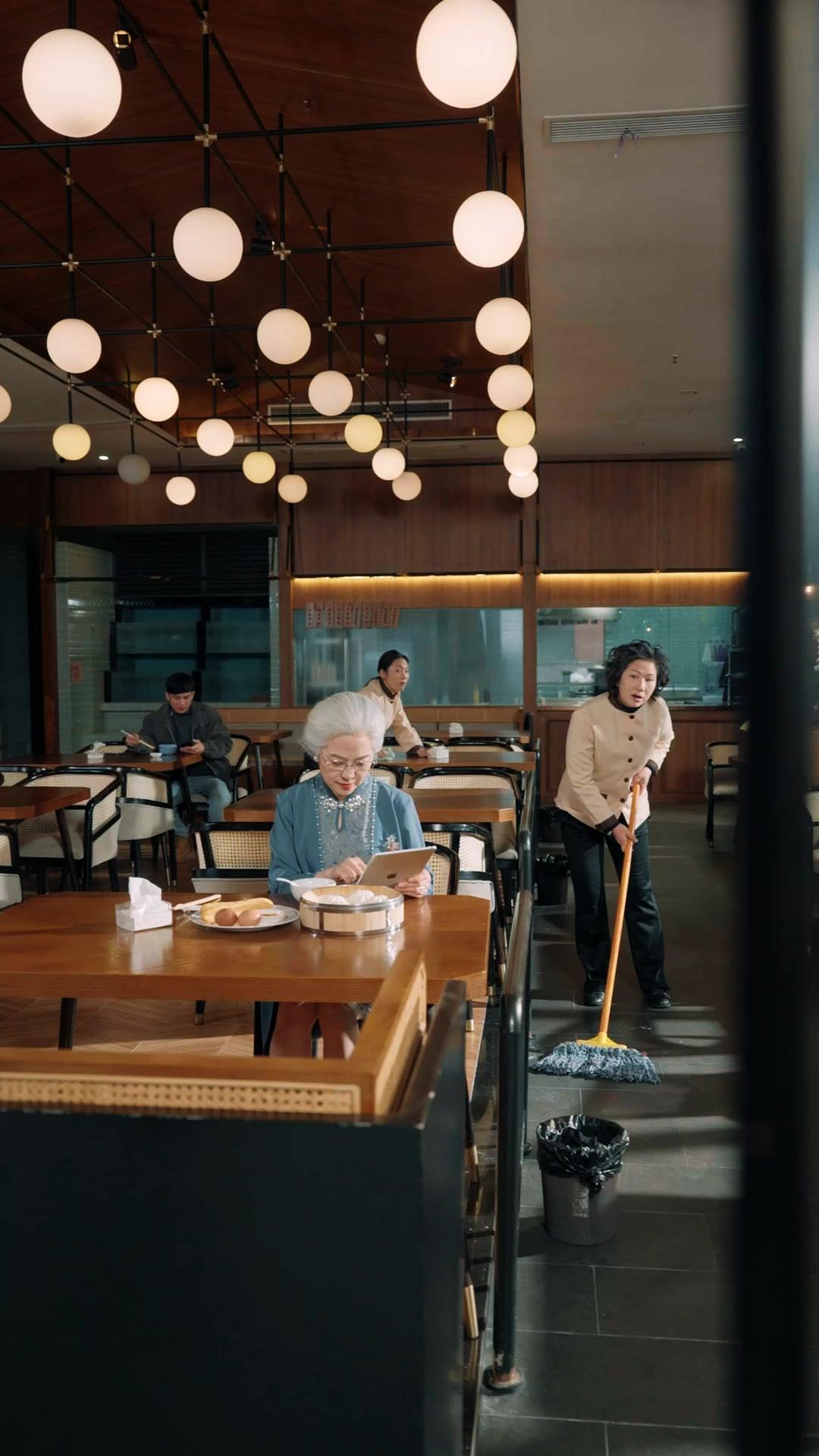 They Mocked Mom. Now They Beg!