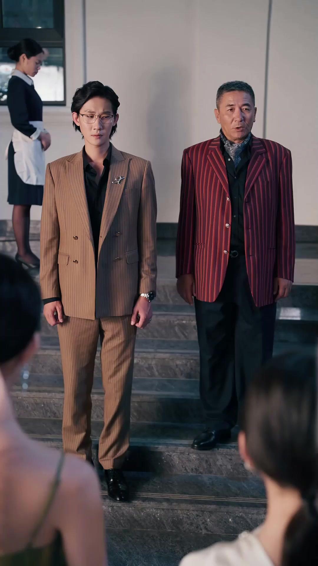 Rahasia Suamiku di Balik Pintu