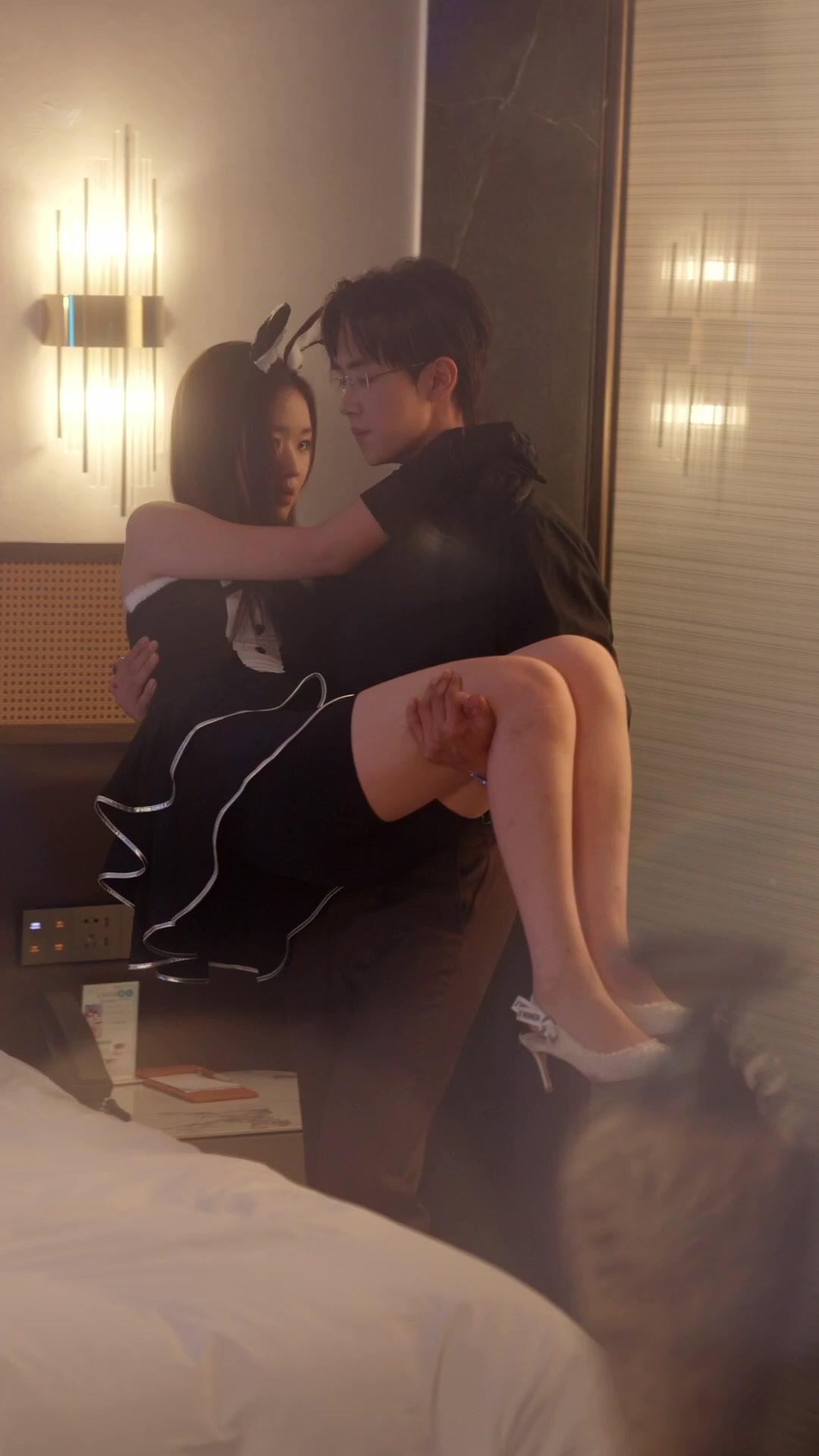 My Tempting Yet Aloof Mr. Right 