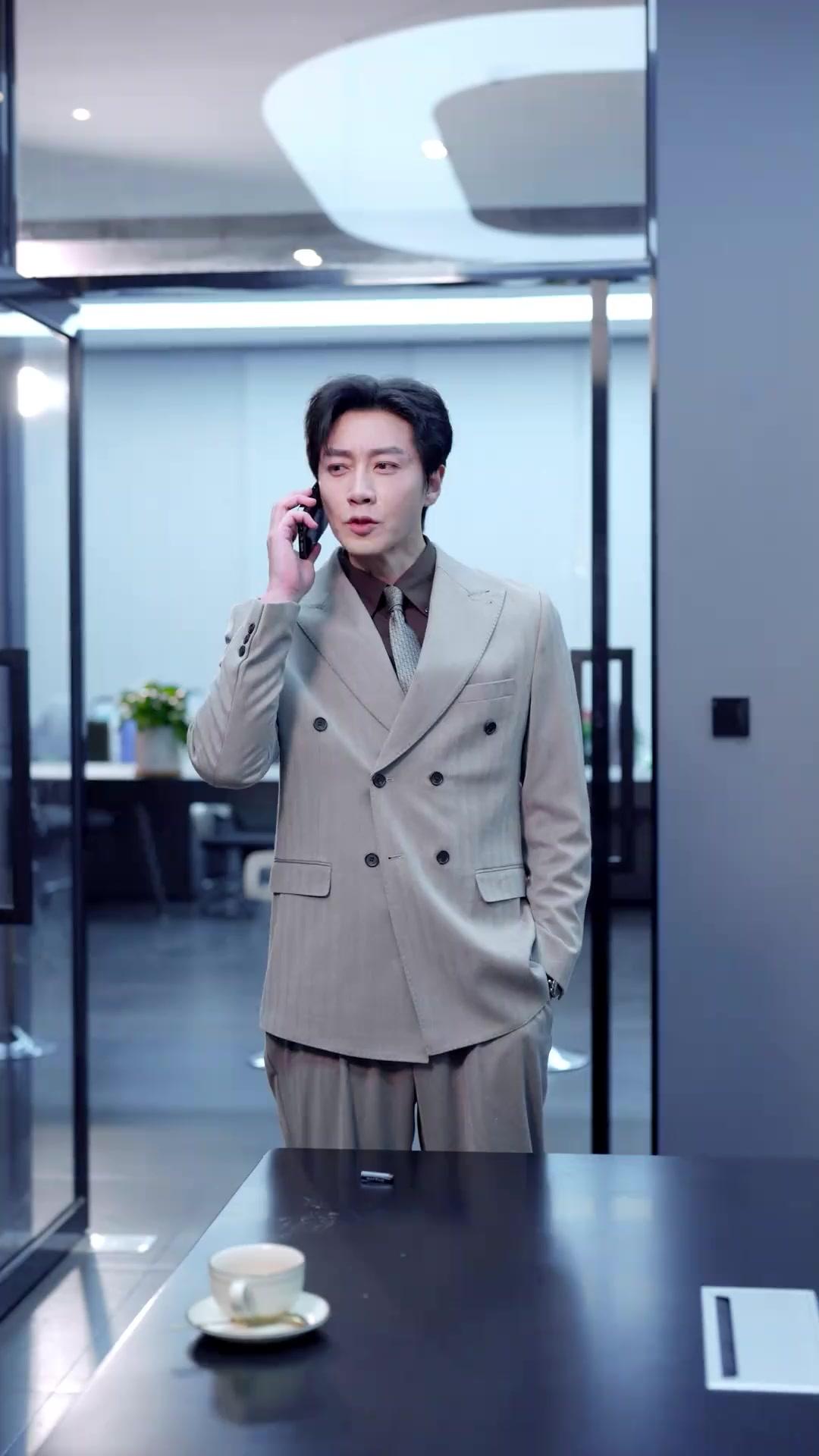 (พากย์เสียง)โทษทีนะ นี่ไม่ใช่ลูกนาย