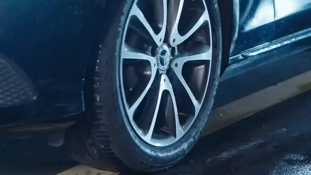 Just Divorce, We'd Love to Marry You: When Roses Drown in Rain and Truth Rises