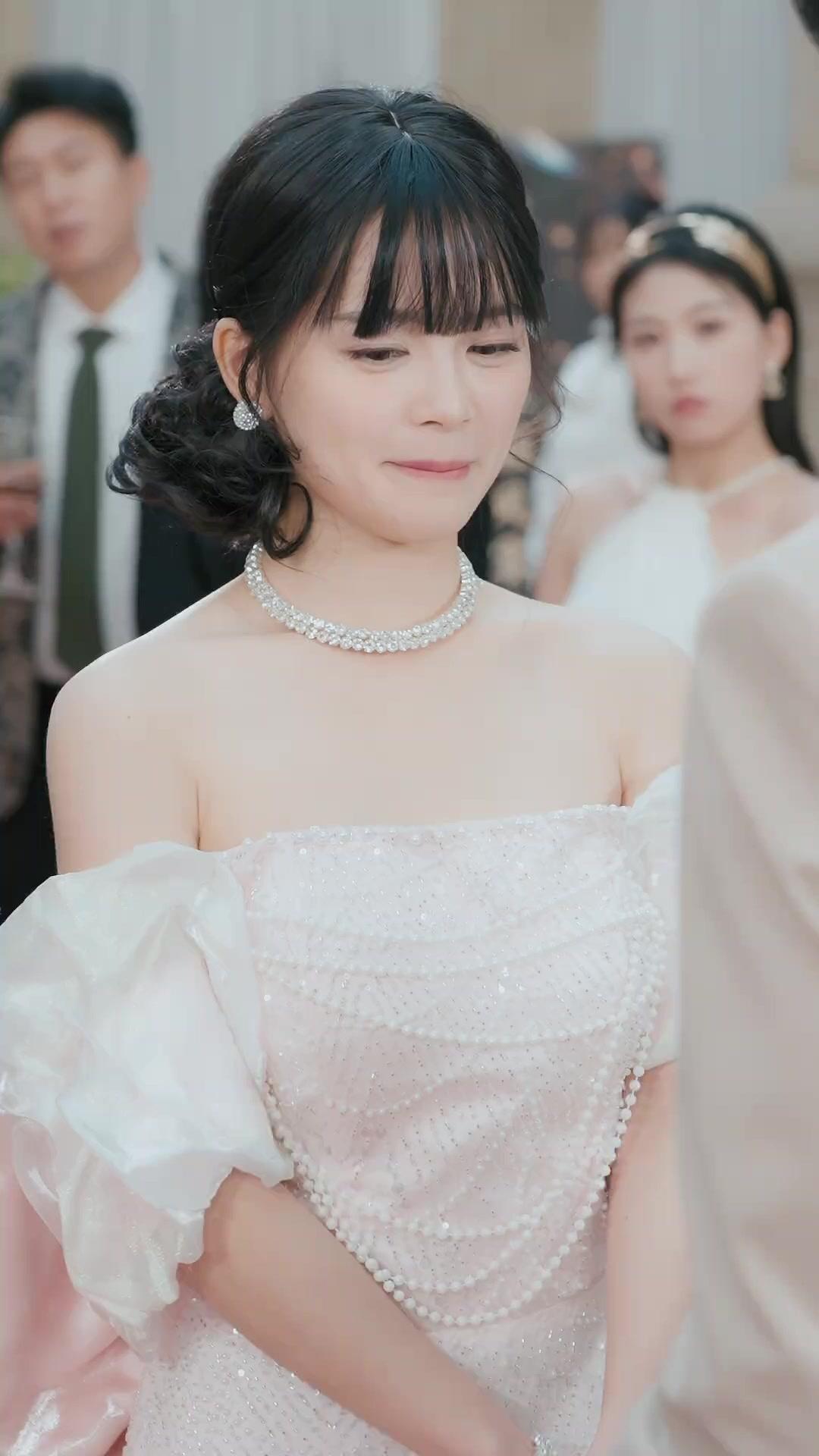 (พากย์เสียง) ทายาทเศรษฐีน้ำมัน