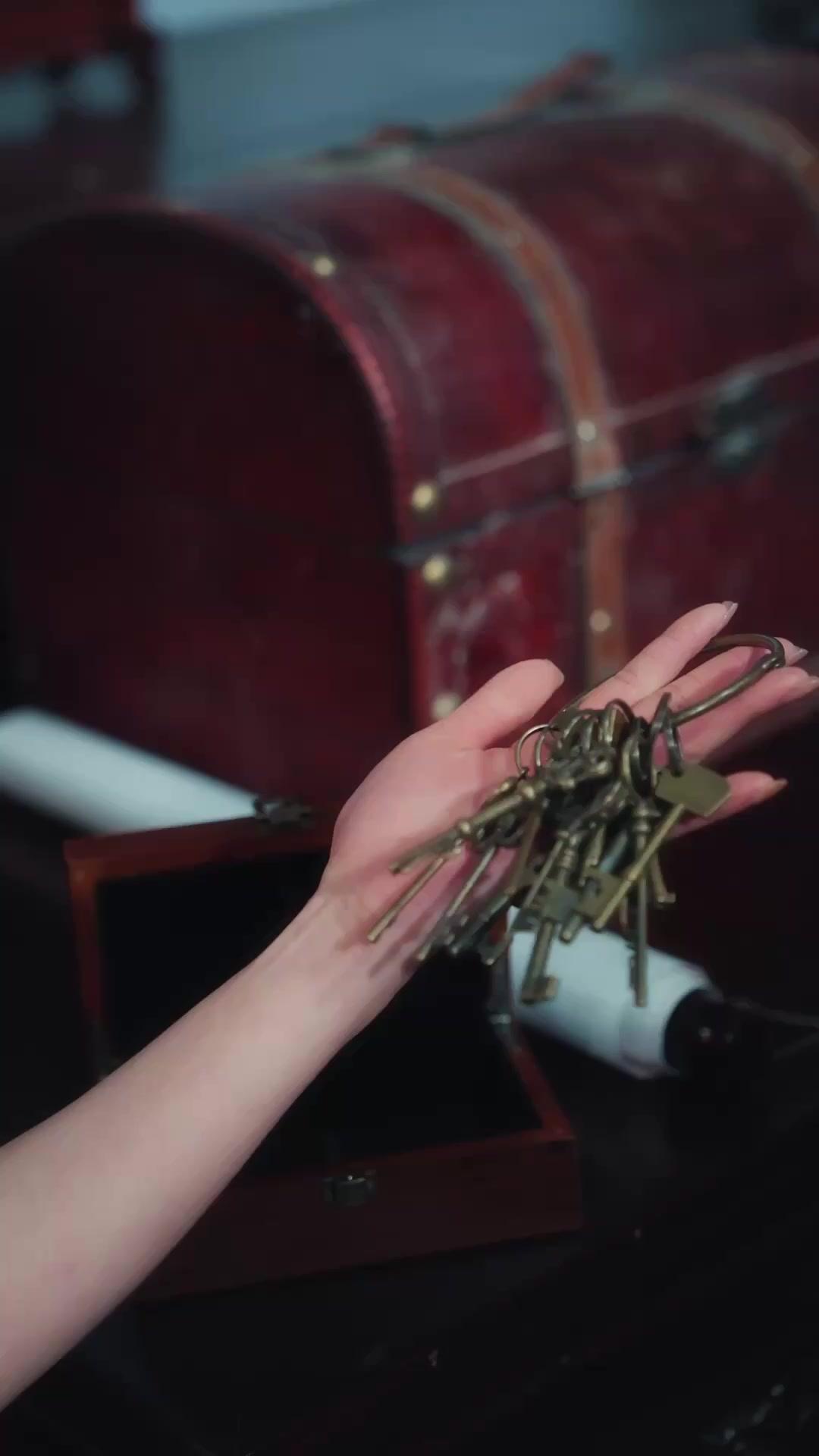 Son Ölümsüz ve Beş Aile