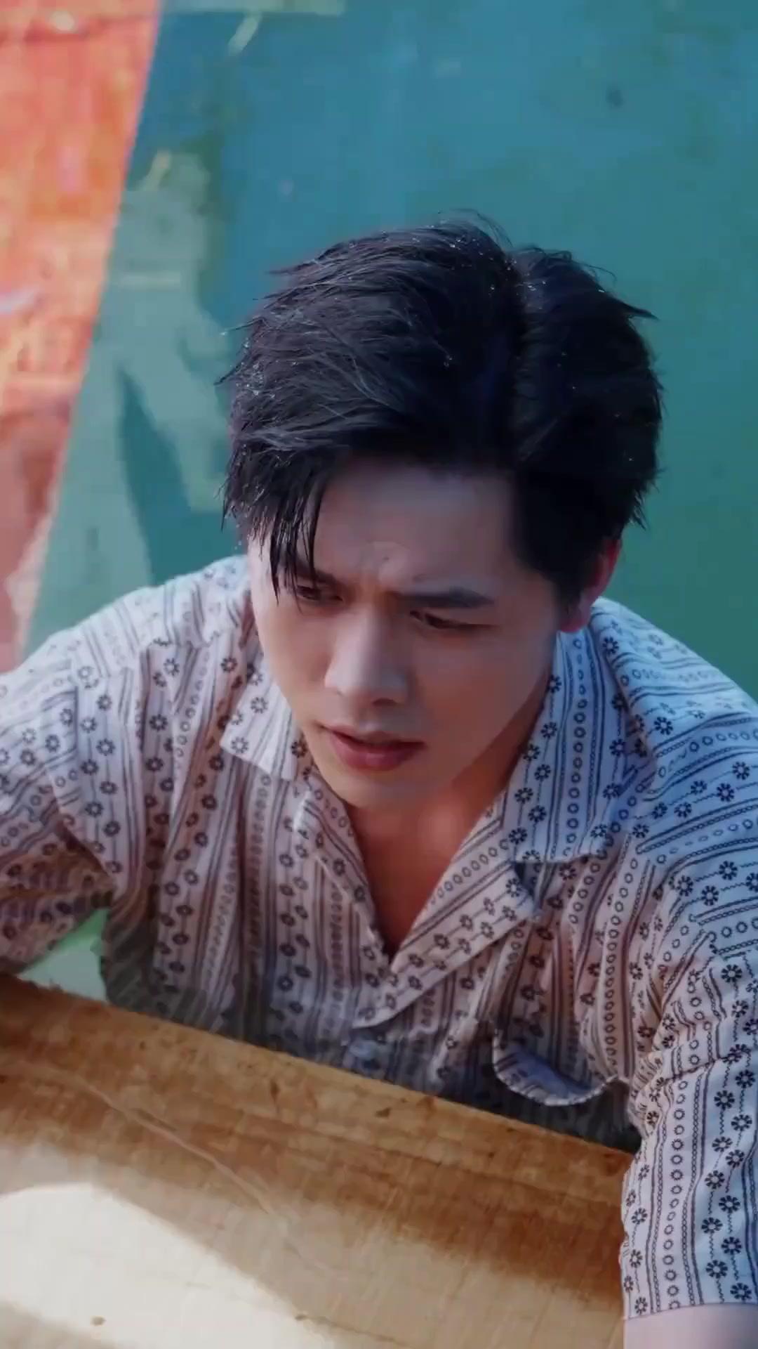 (Dublagem) O Ataque do Tubarão Gigante