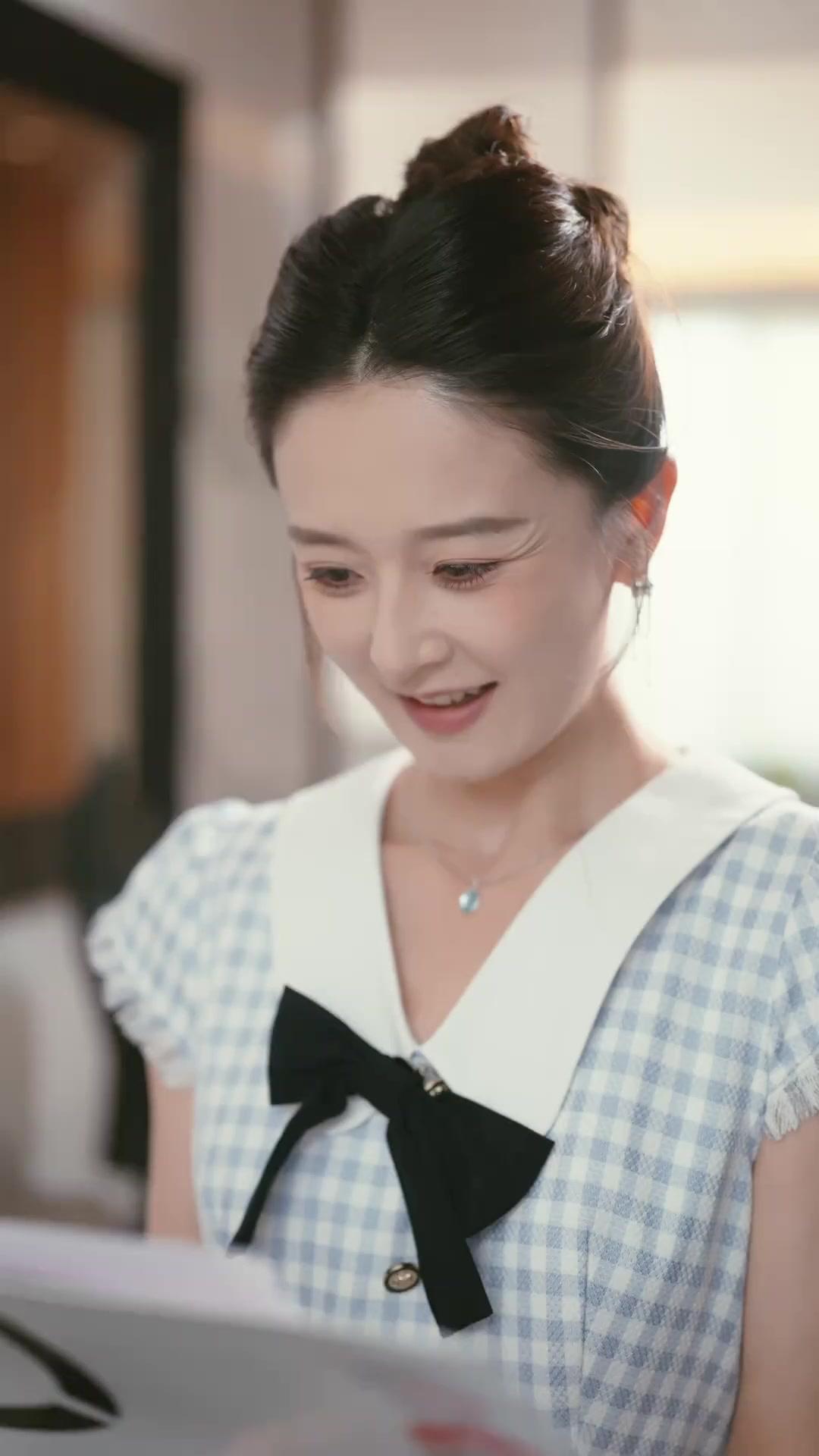 Heiress Sisters Back for Blood