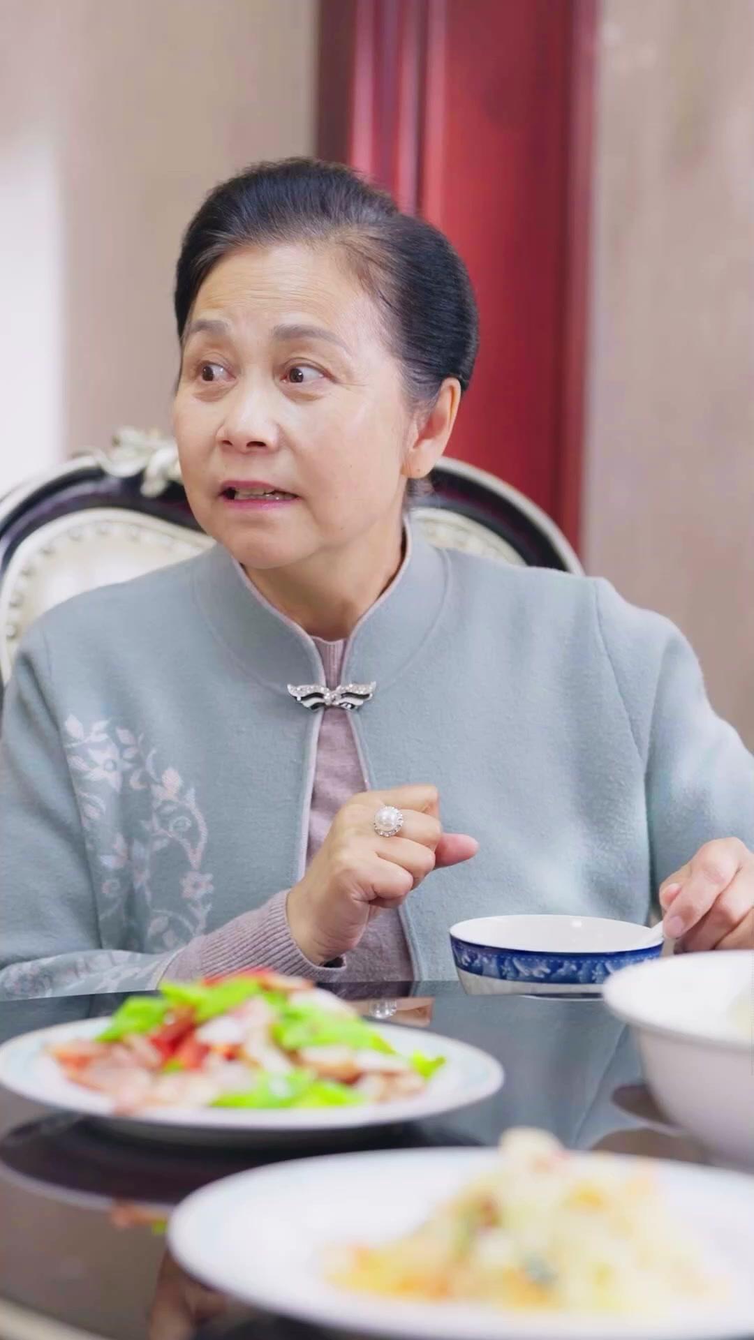 OUPS ! J’AI ÉPOUSÉ UN MILLIARDAIRE.