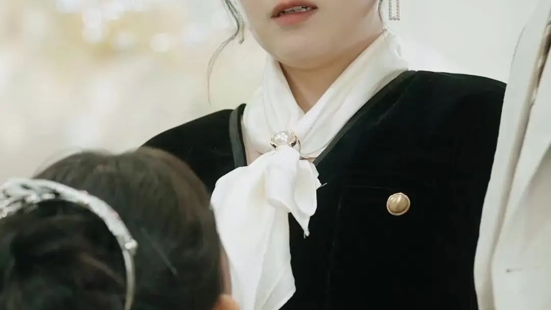 Twisted Vows: When a Tiara Becomes a Weapon