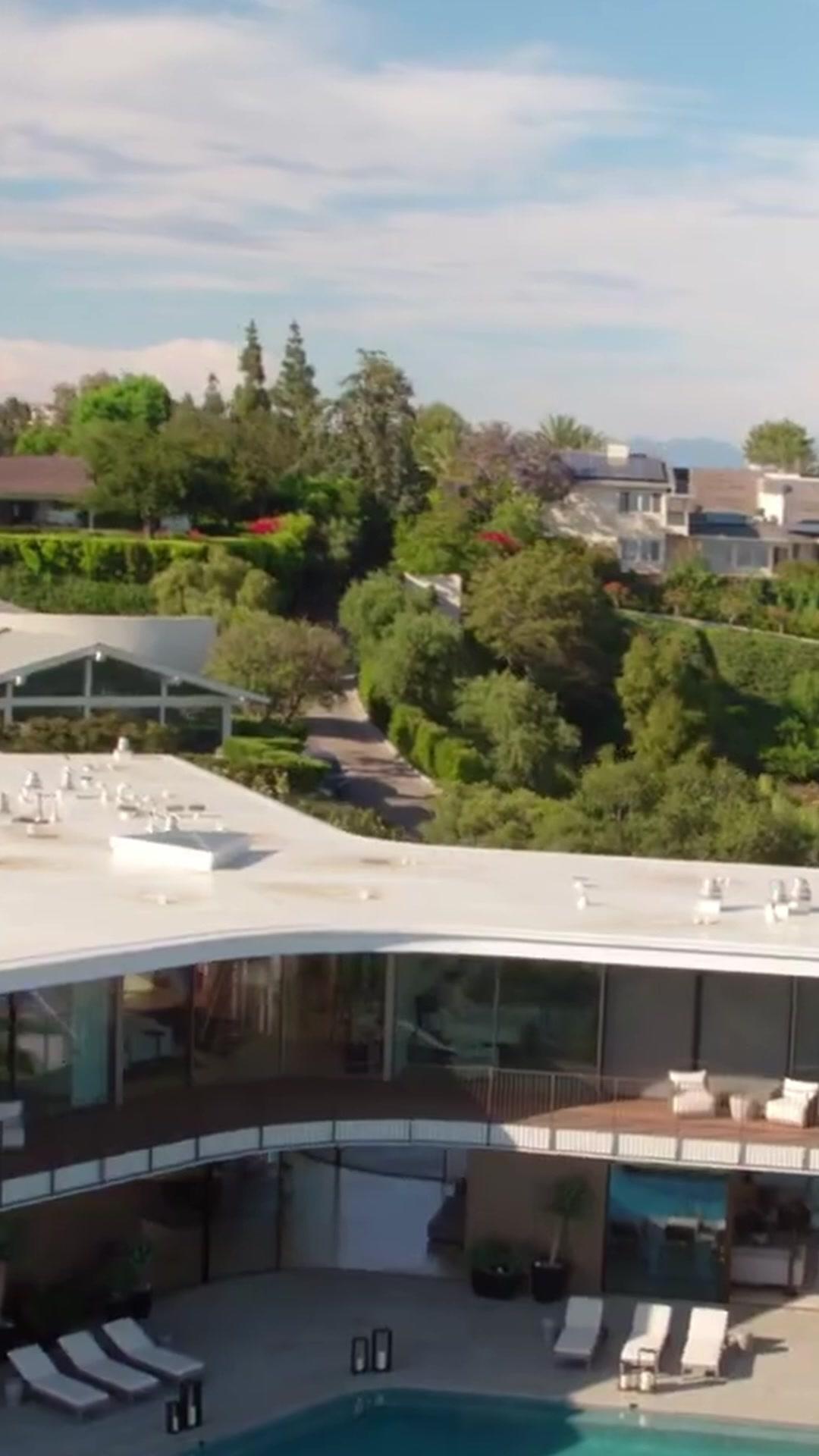 Obedéceme, hijo del presidente