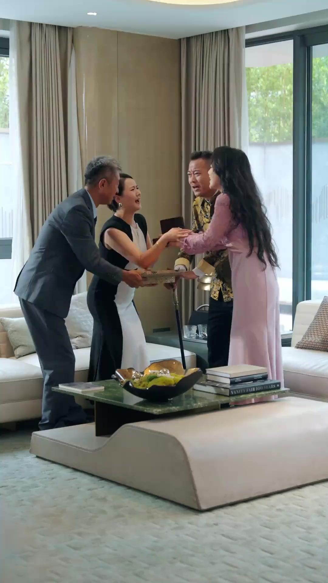 (Dubbed) Rich Brat & Mafia Princess