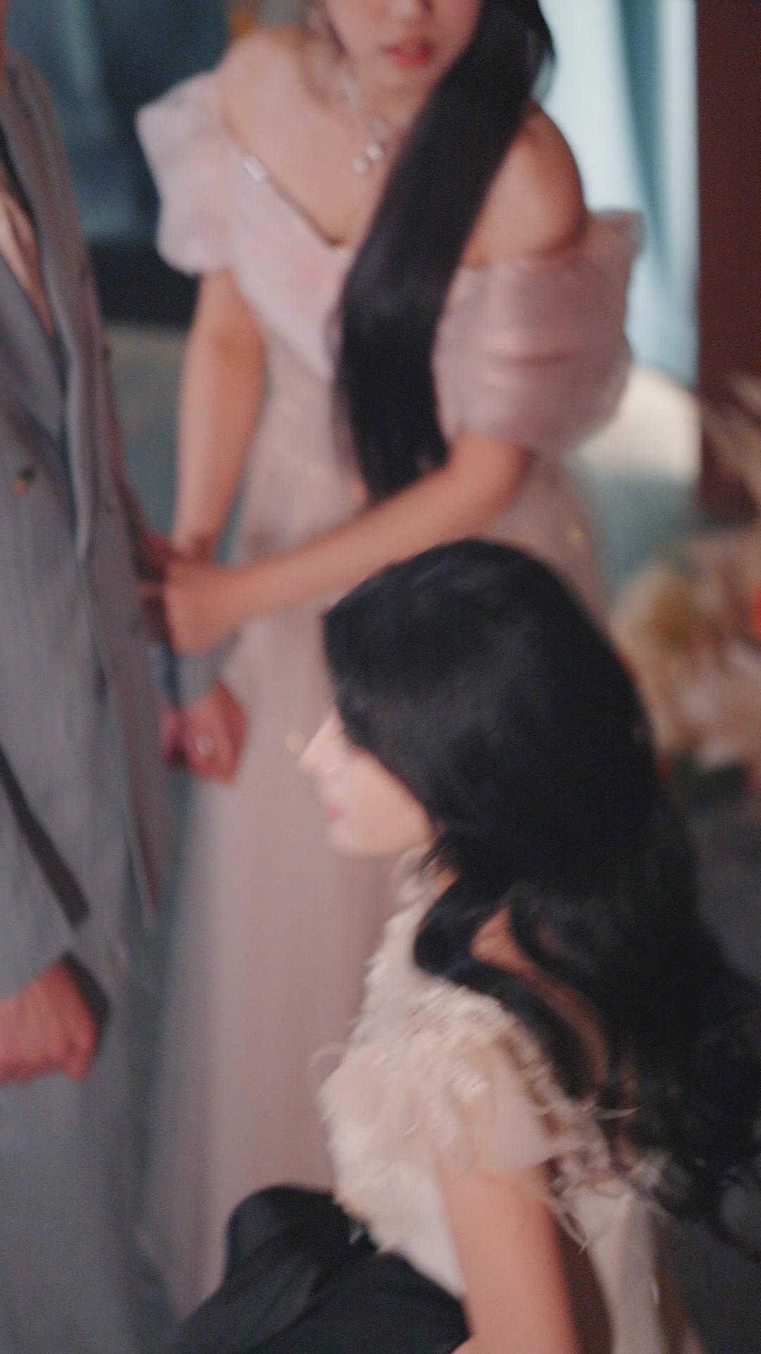 Cinta Terkoyak Malam Pertama 