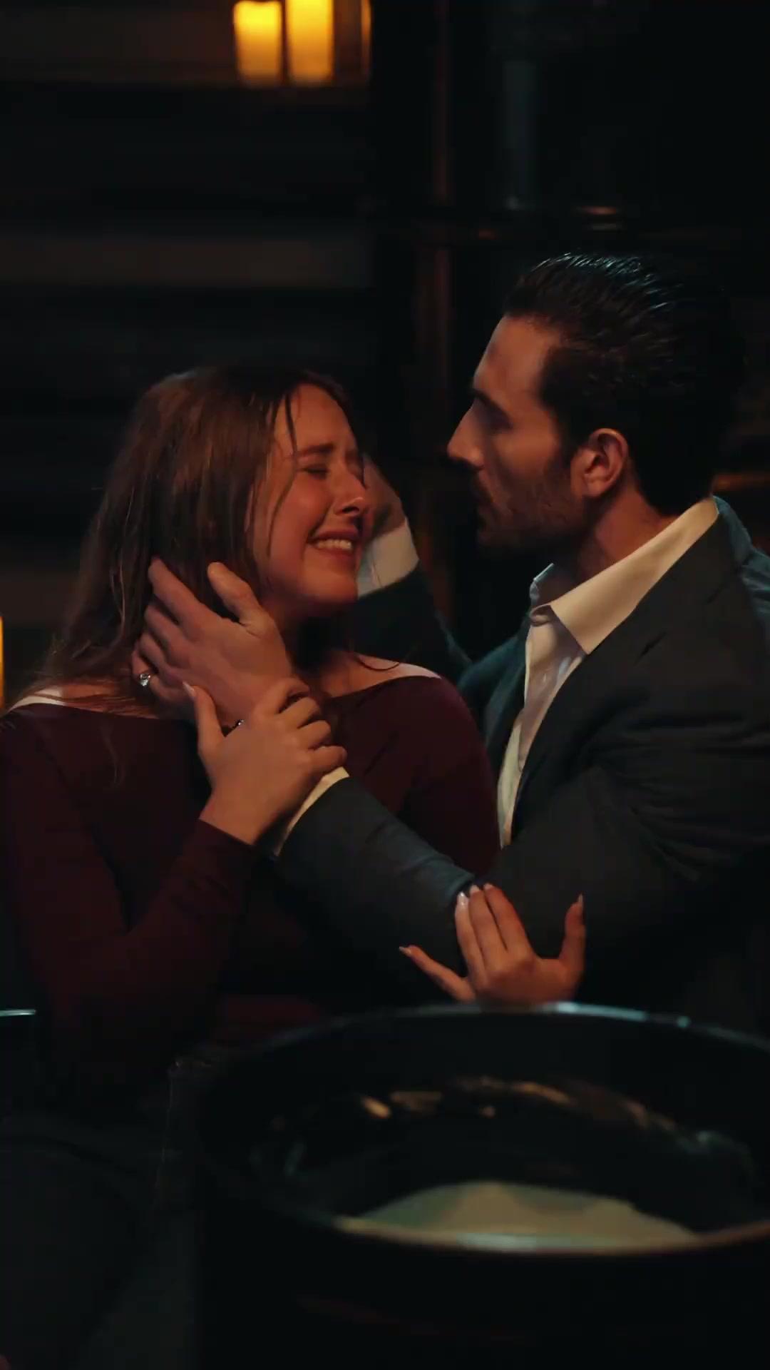 (Dublagem) A Amante Secreta do Poderoso Chefão