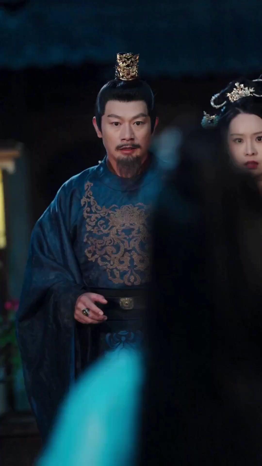 (พากย์เสียง) จากเหยื่อ สู่ผู้ล่าบัลลังก์