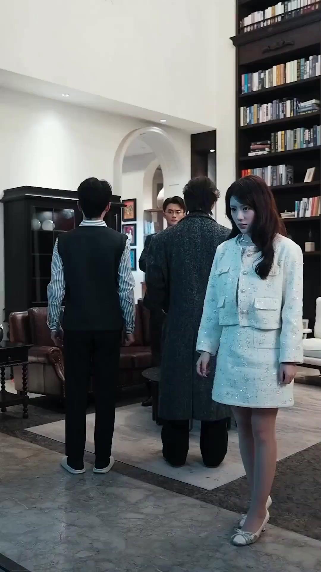 (Sulih suara) Menghalau Kemalangan Keluarga