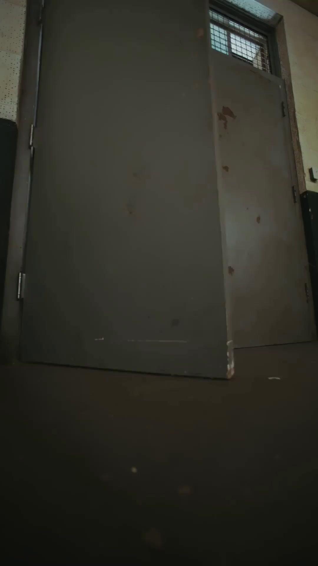 (Doblado) La impostora en brazos de mis tíos