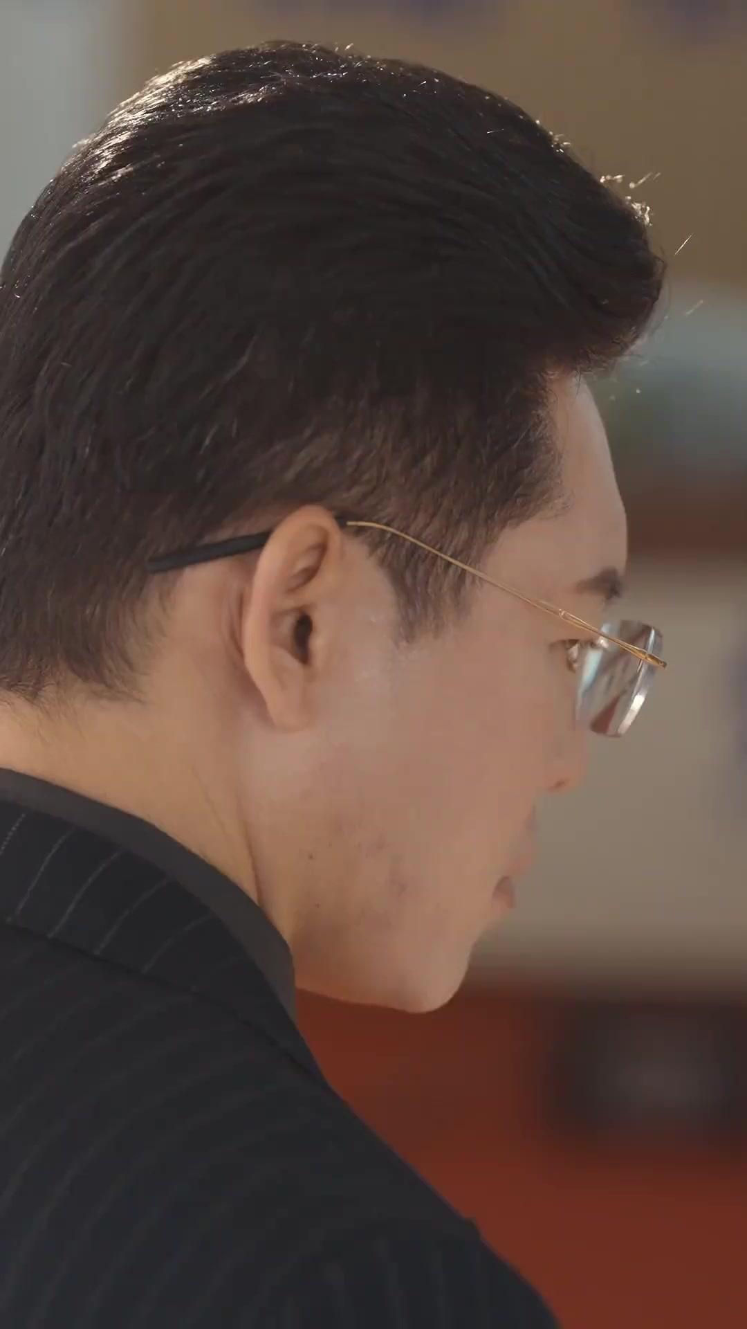 นางฟ้าใต้หน้ากากปีศาจ