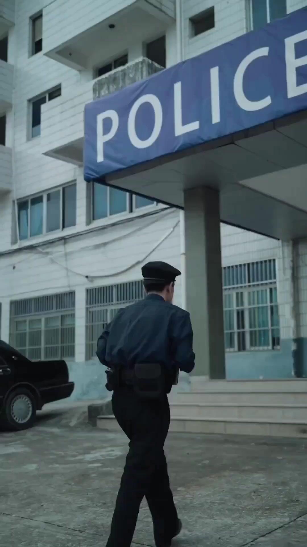 (Dubbed) One Man vs. The Underworld