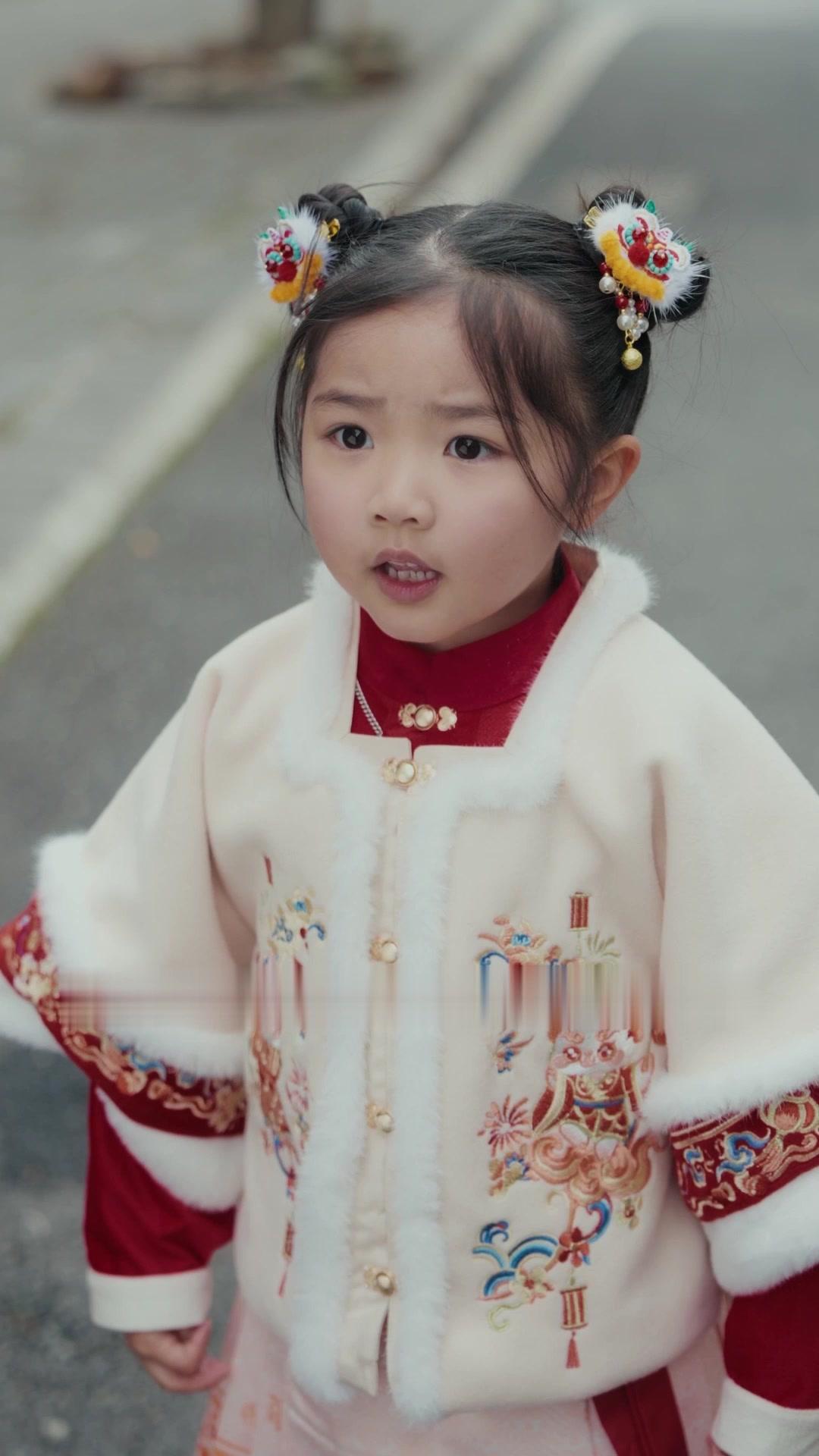 My Assistant Is My Lost Love?