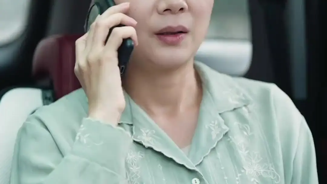 Mom’s Phone Call Changed Everything