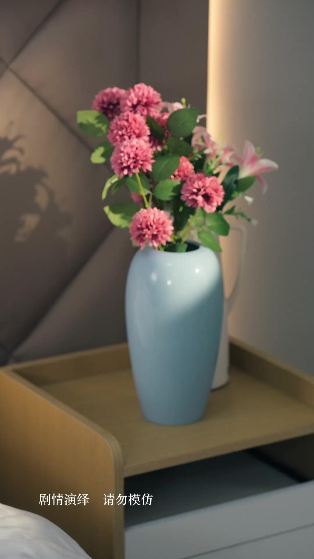 Luz perpetua en la oscuridad