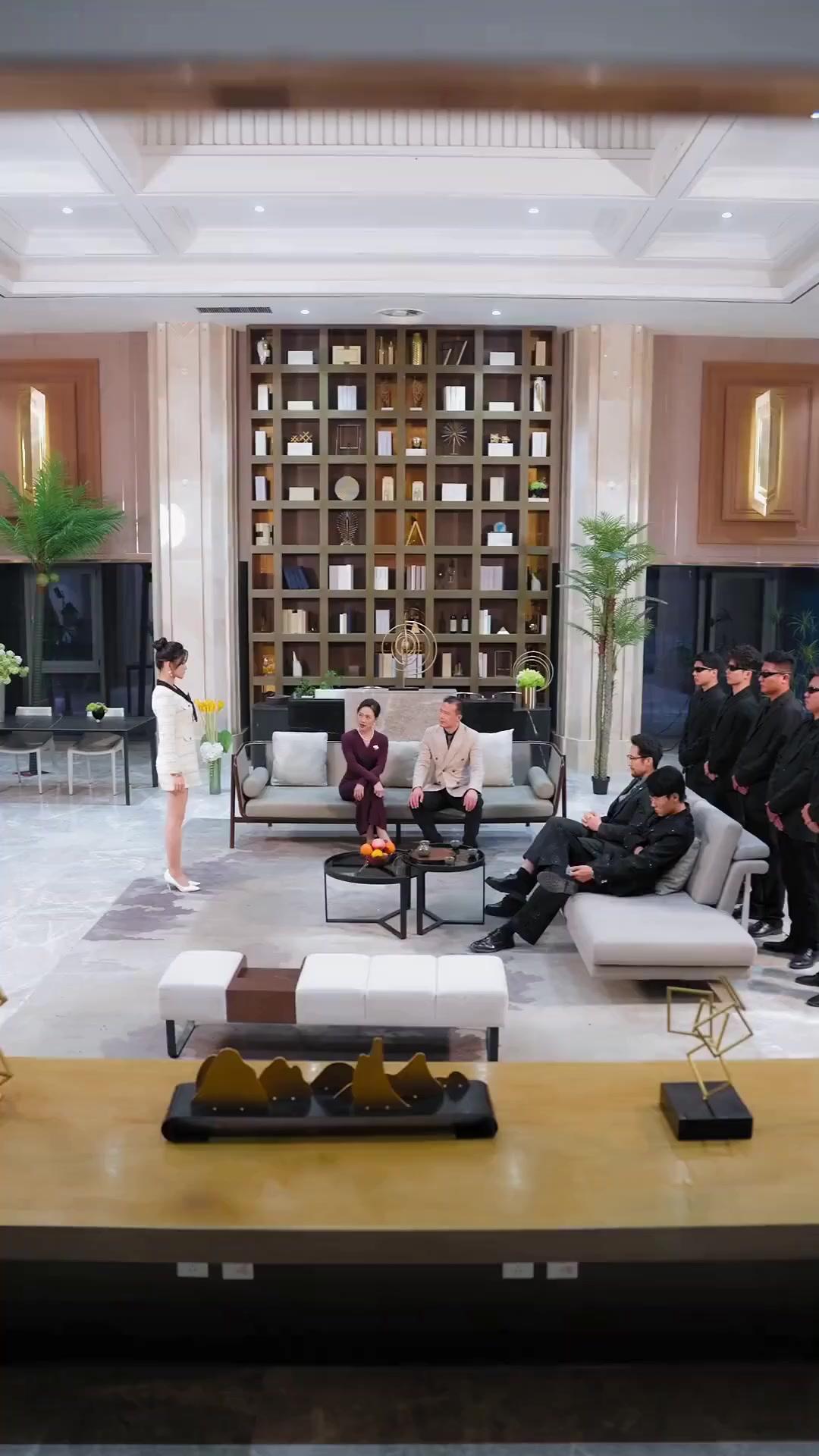 (Dubbed) Ms. CEO's Invincible Guard