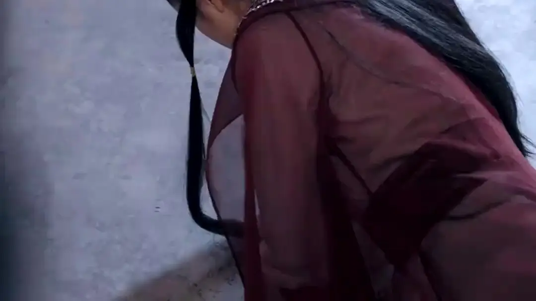 (Doblado) El guerrero divino perdido: La traición bajo la luna llena