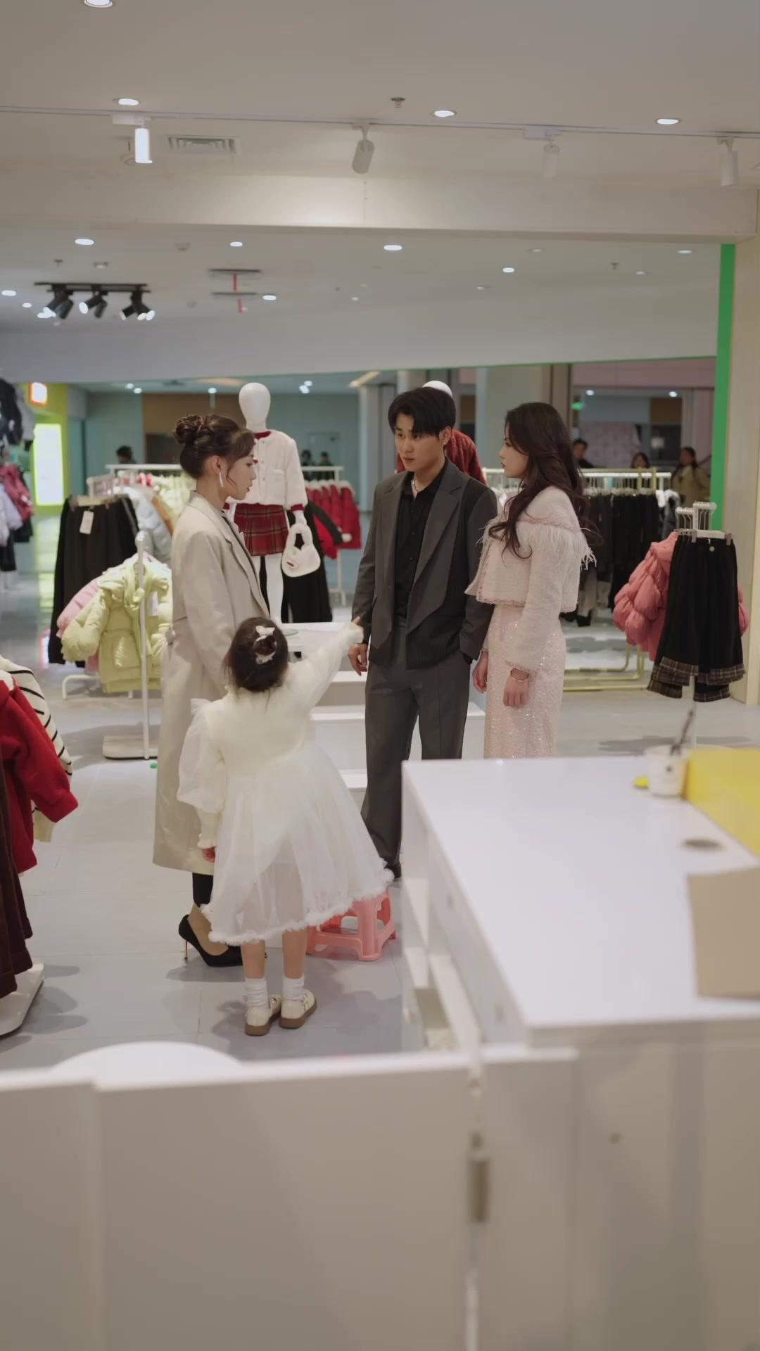 Fallen Heiress Rising to Glory