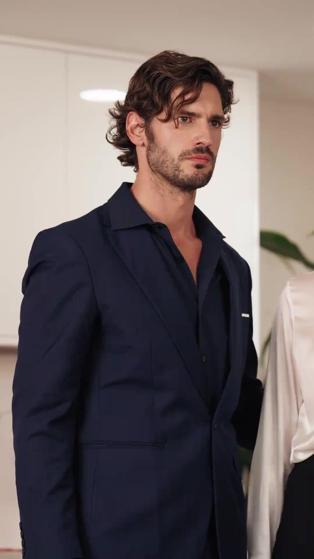 (Doblado) Gigoló navideño