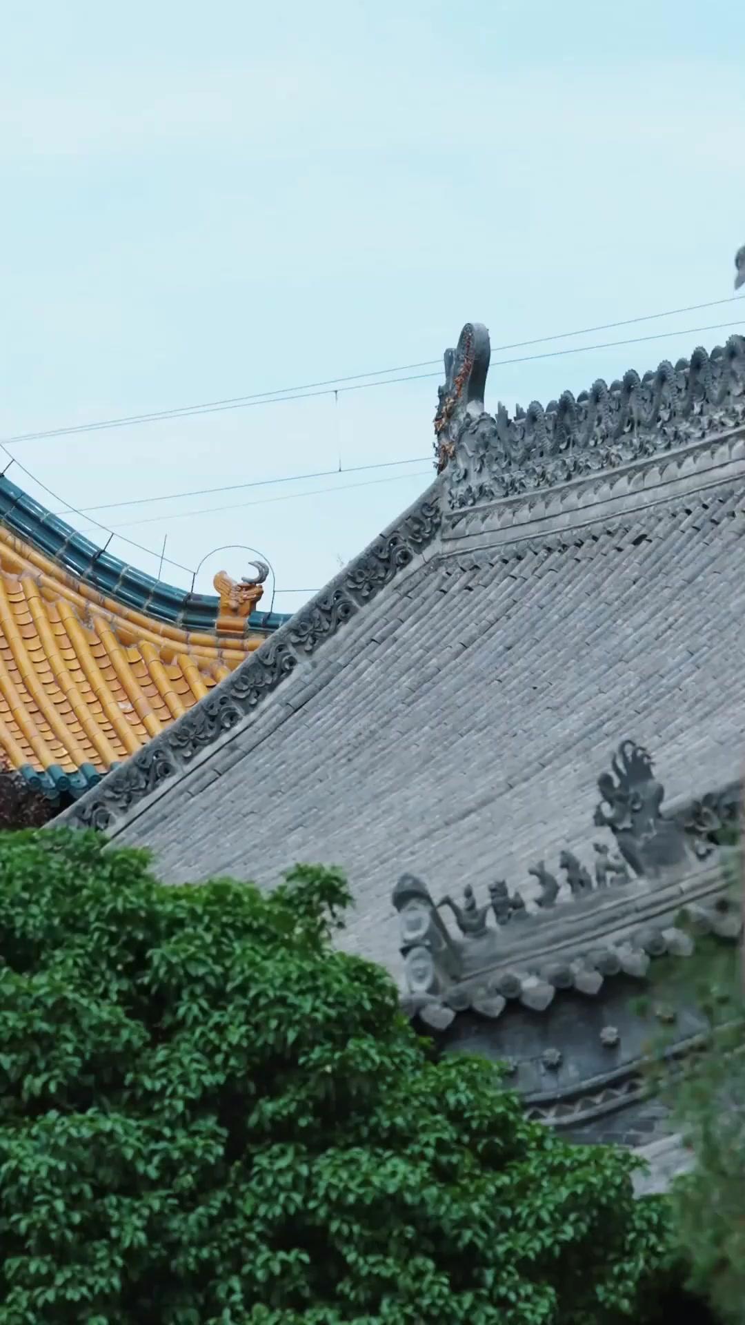 Tình Cũ Không Rủ Cũng Tới