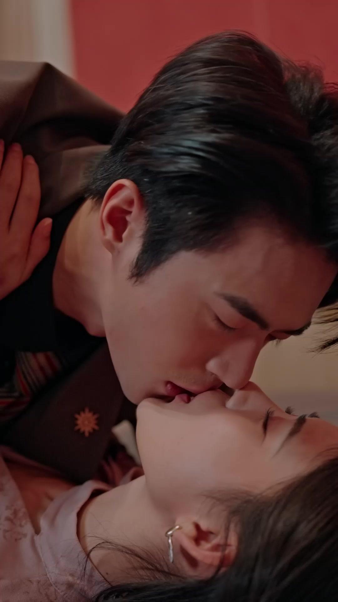 Amore, Inganni e un Matrimonio Falso