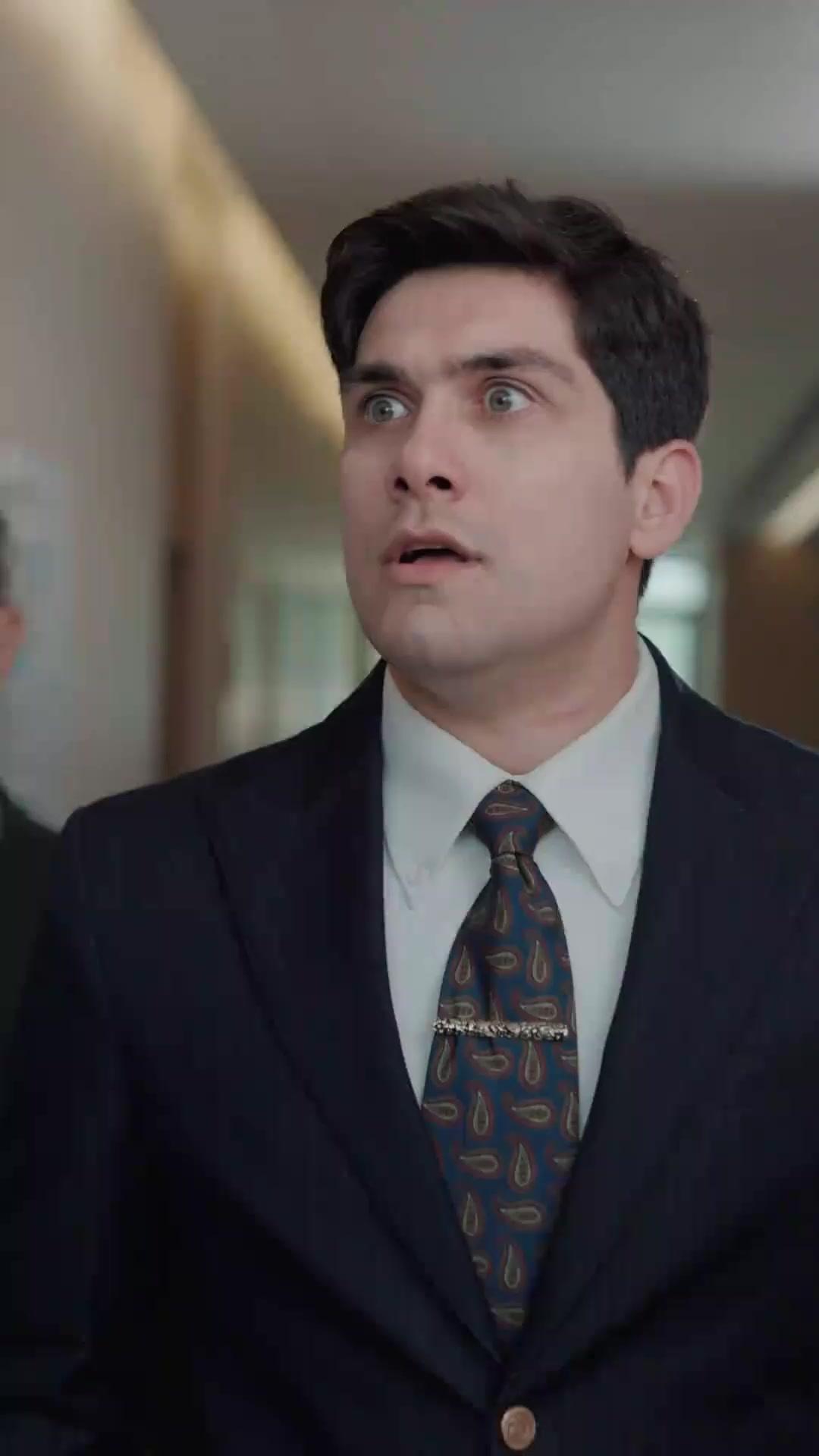 (Doblado)Identidad equivocada