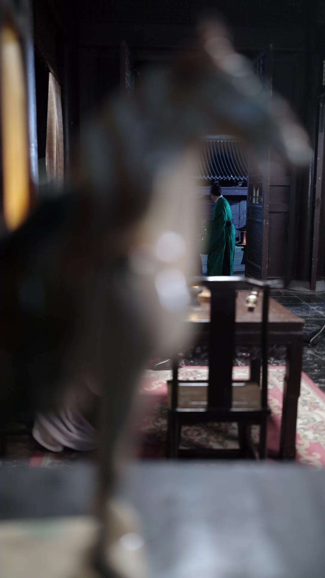 姊姊，朕來給你撐腰了