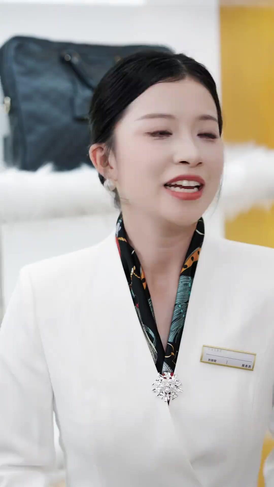 The CEO’s Rebirth: Protecting His True Heir