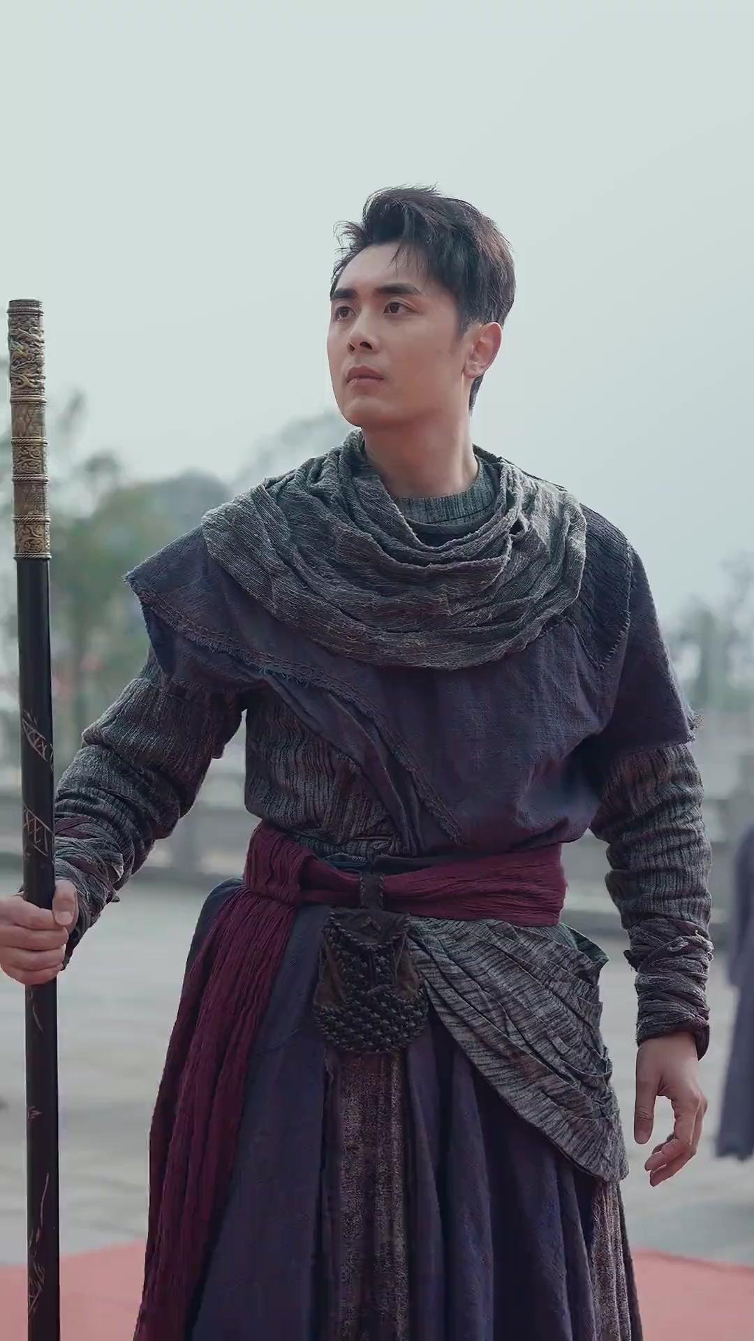 (Dubbed) Legendary Hero