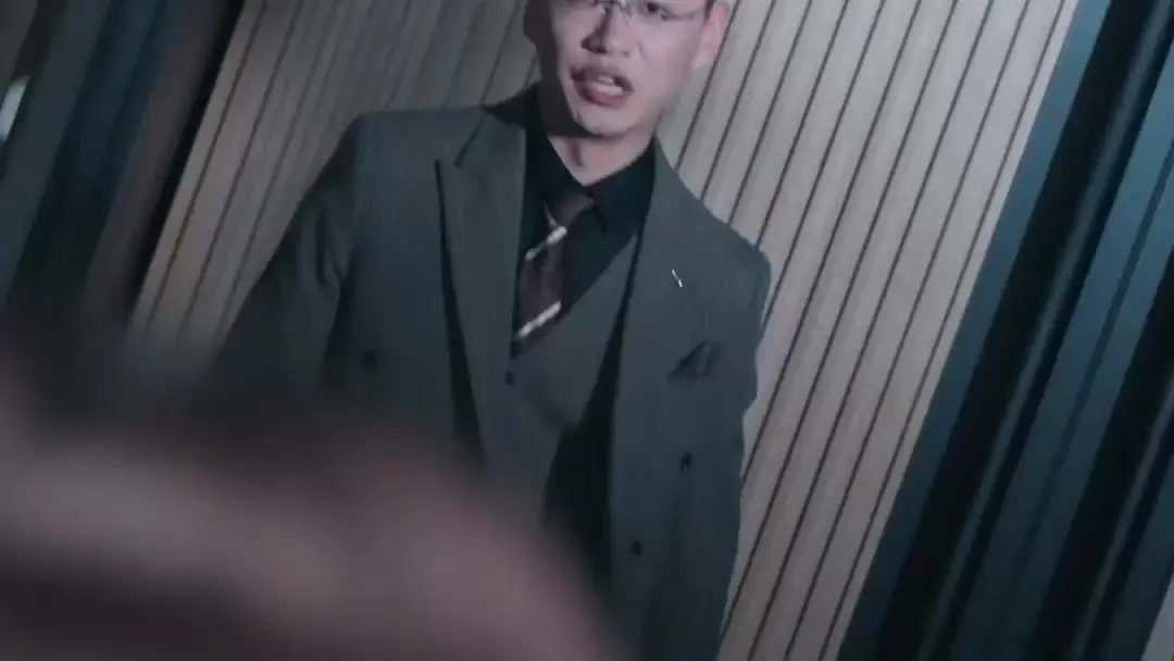 Reborn, I Captured My Ex's Uncle: When Pearls Speak Louder Than Words