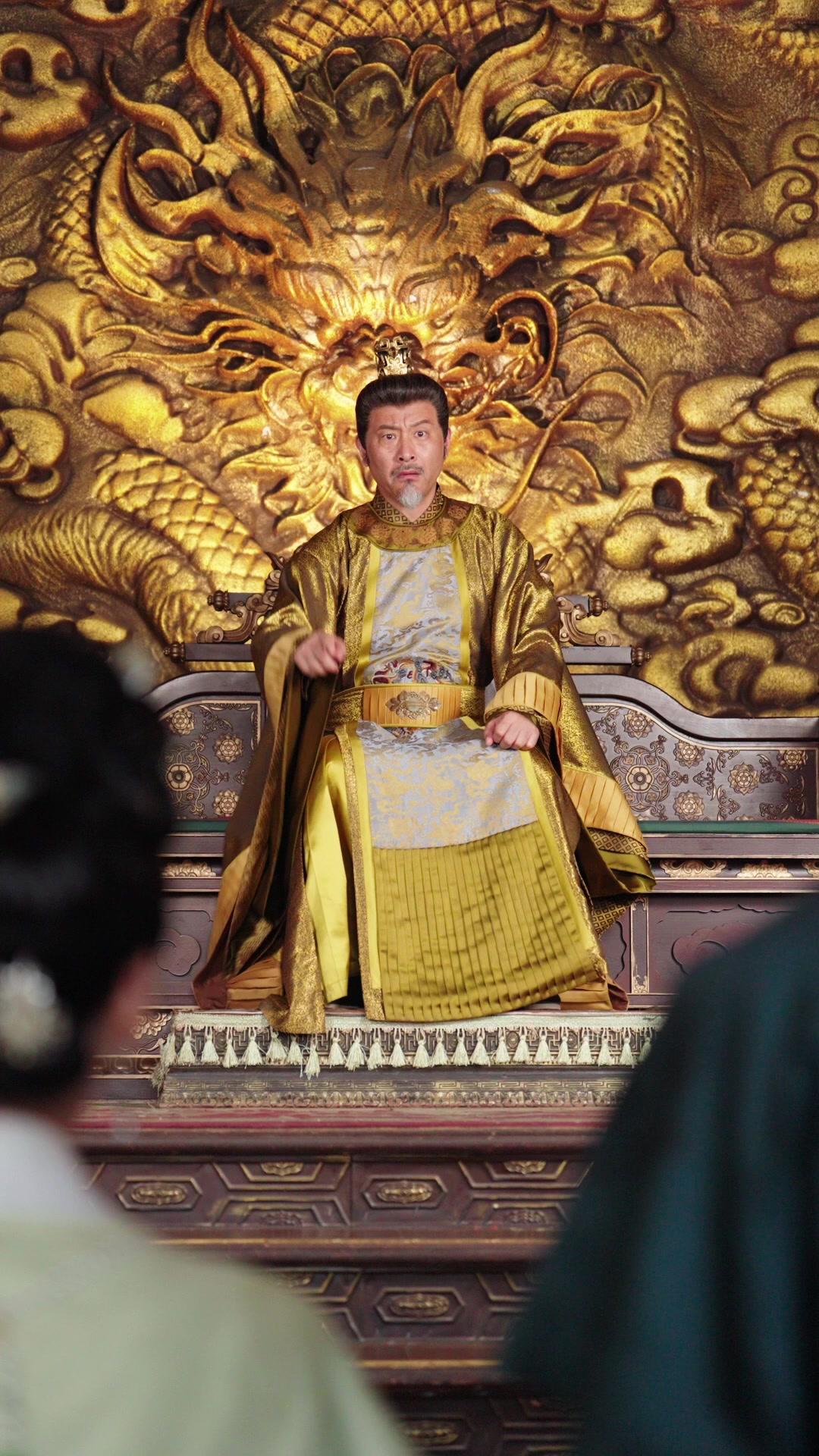 Puteri Mahkota Pilihan Takdir