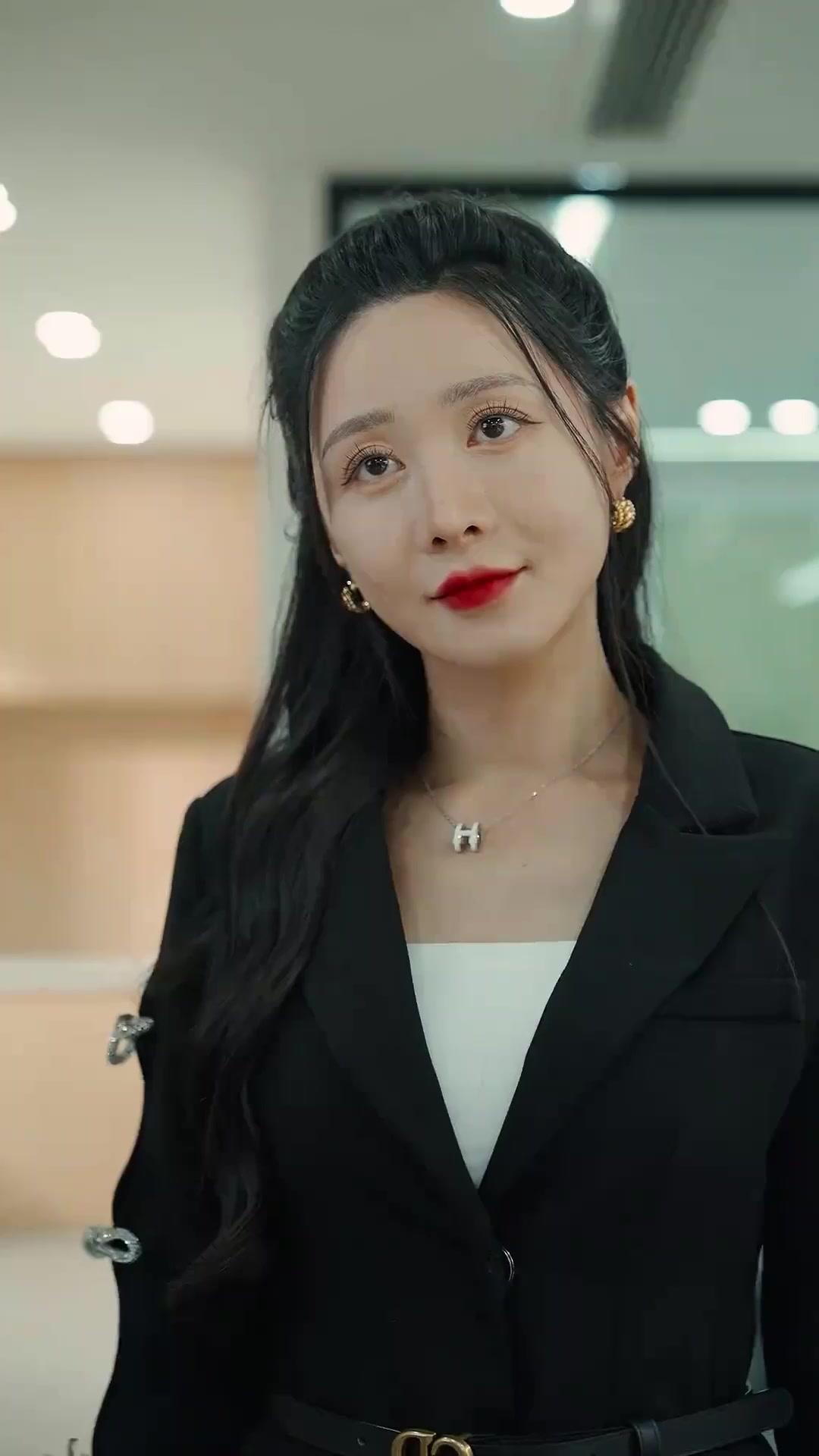 (더빙)내 아내는 슈퍼리치