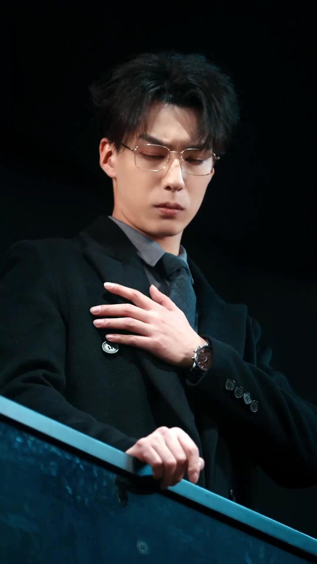 MISSION: ÉPOUSE DE MILLIONNAIRE