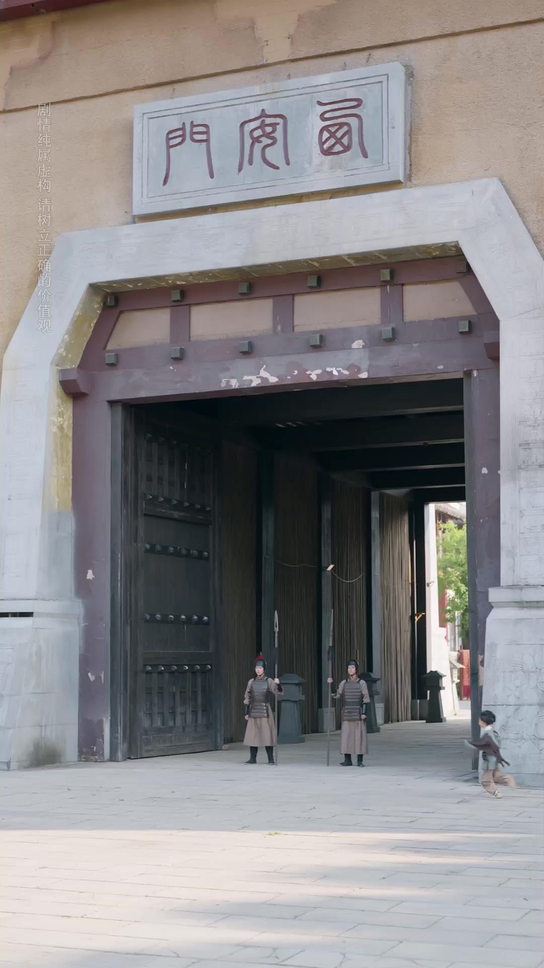 The Commoner Emperor’s Love Returns