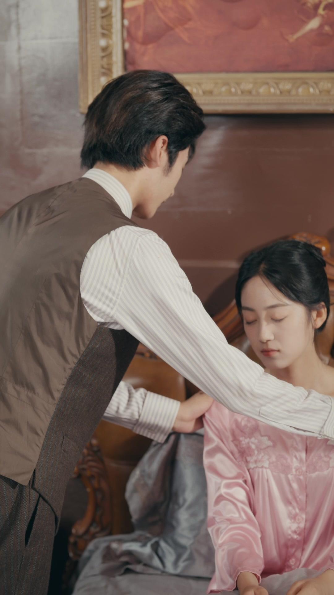 Komandan, Putrimu Tukang Sepatu