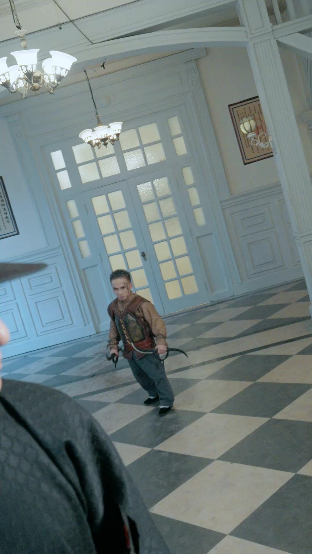 Raja Tinju di Balik Gerobak