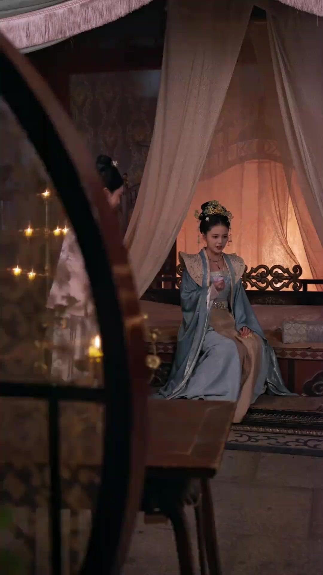 Bye, Fallen Empress! I Run the Palace Now!