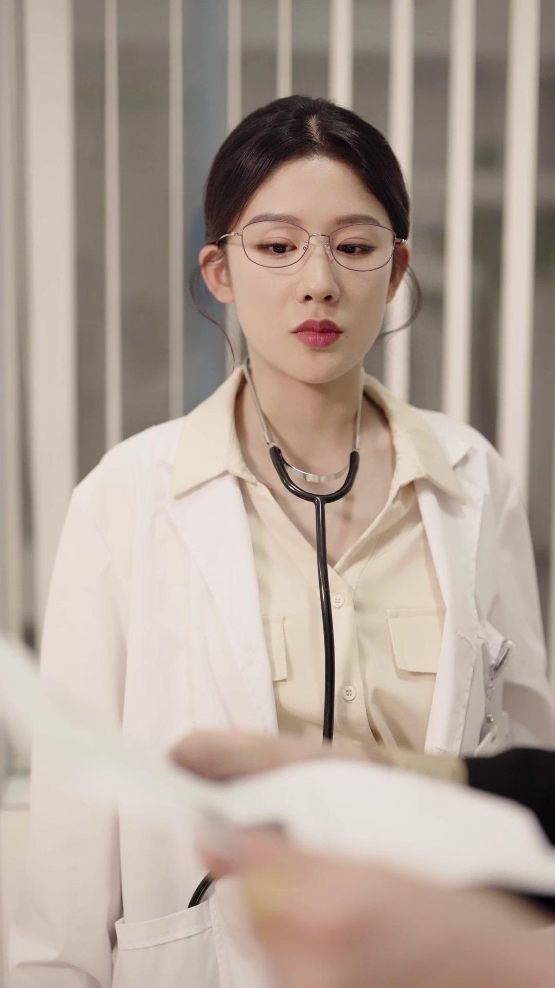 Api Dendam, Cinta yang Terkubur