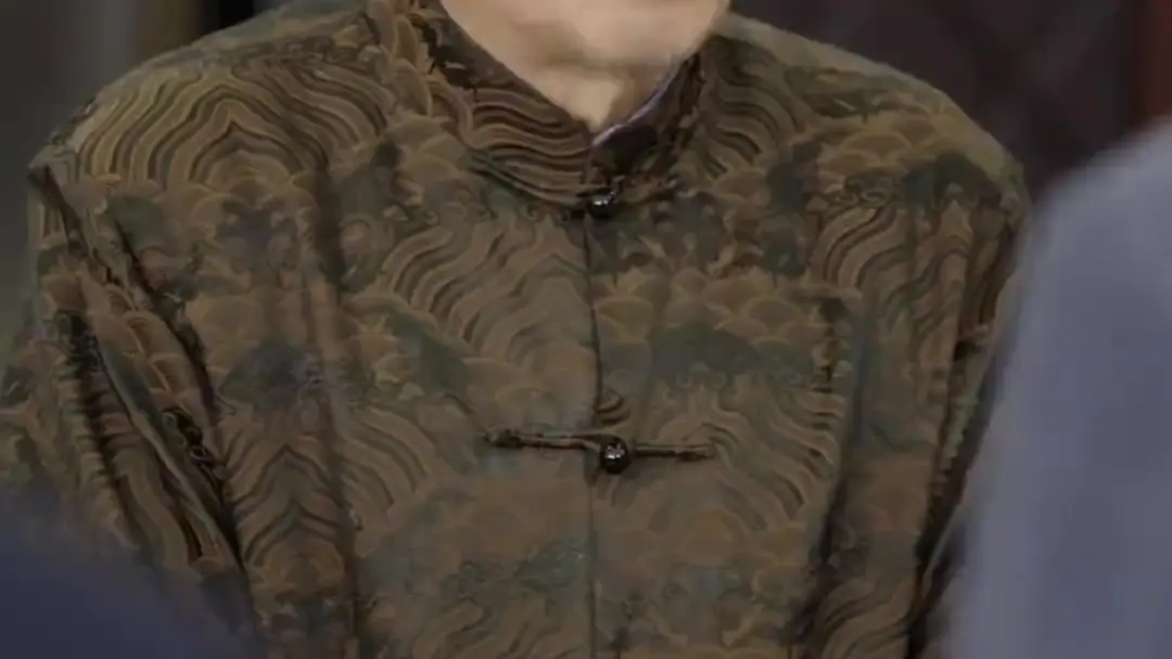 (Doublage) MA FEMME, LA PDG : Le registre familial qui brûle