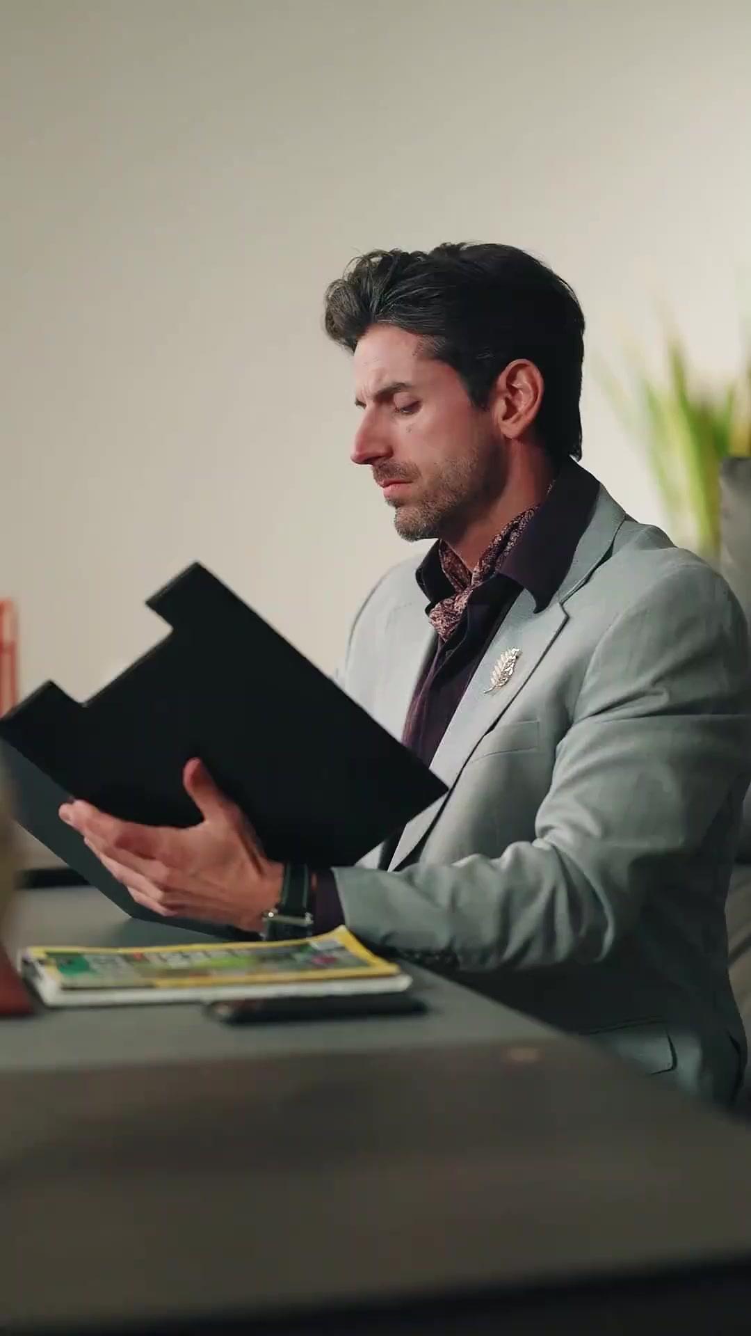  لا مأوى للرجال المسنين: انتقام الرئيسة