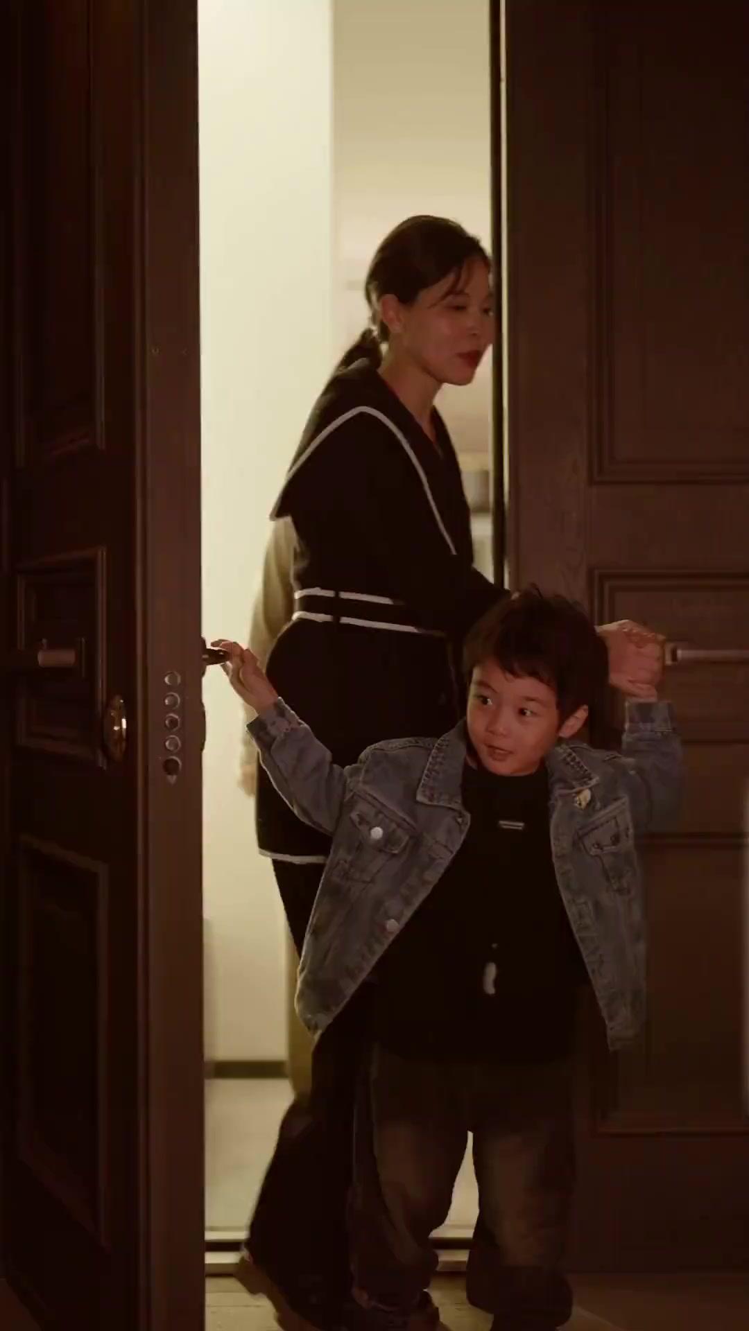 （더빙）뻐꾸기는 거짓을 품고