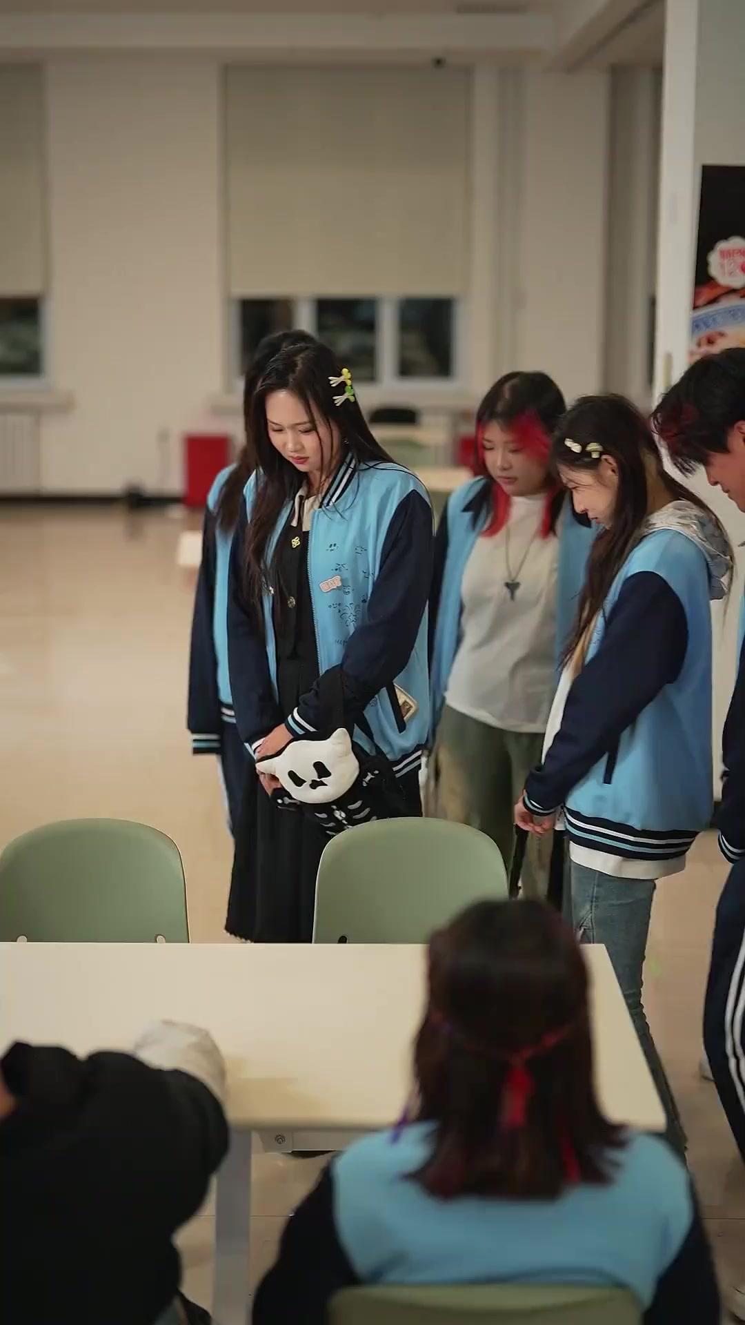 (مدبلج) أسطورة التنين العائد