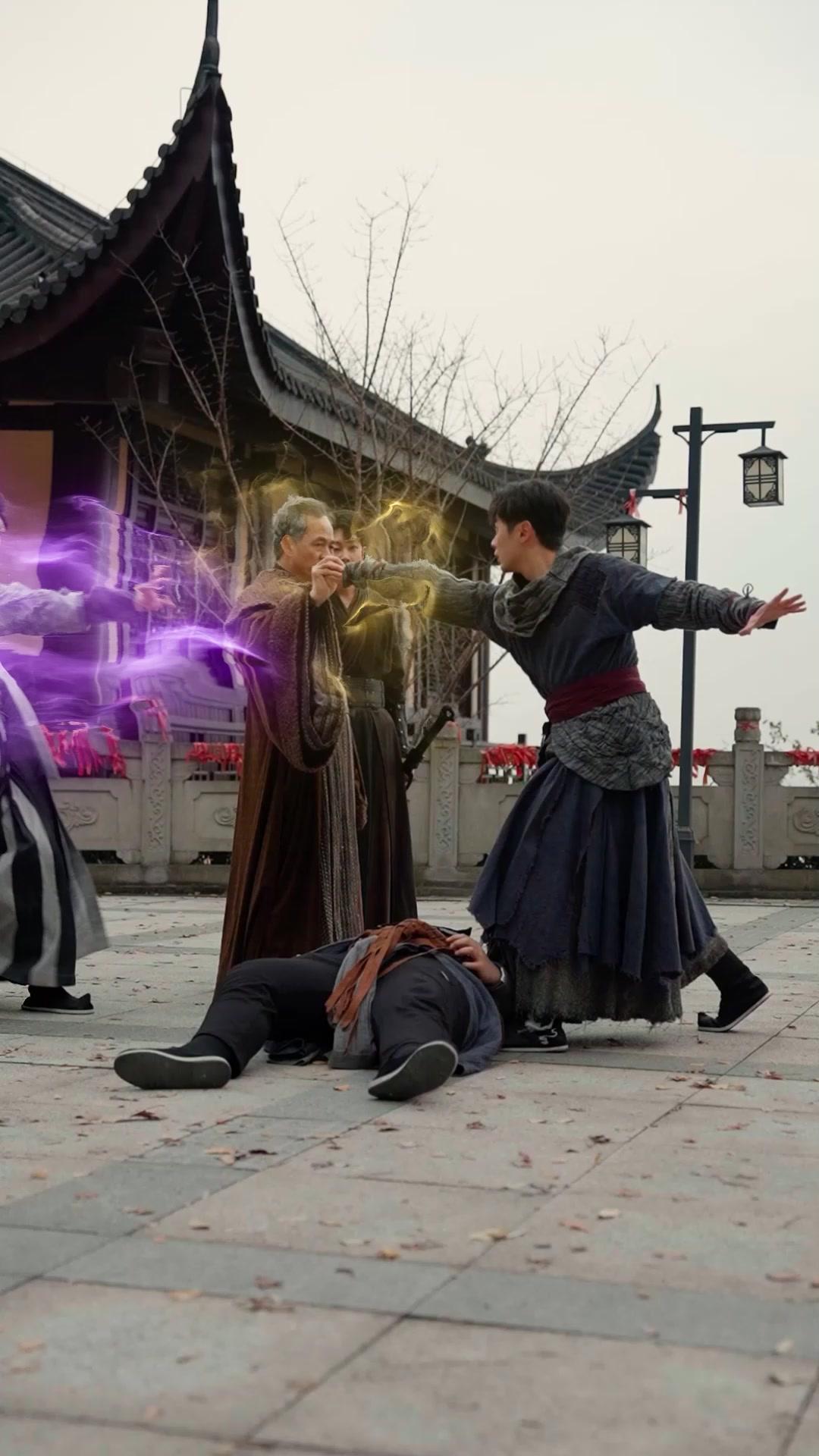 体術で気の世界を打ち破れ！