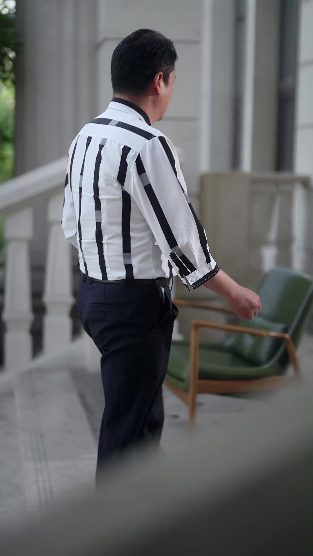 Suamiku adalah Musuh Keluargaku